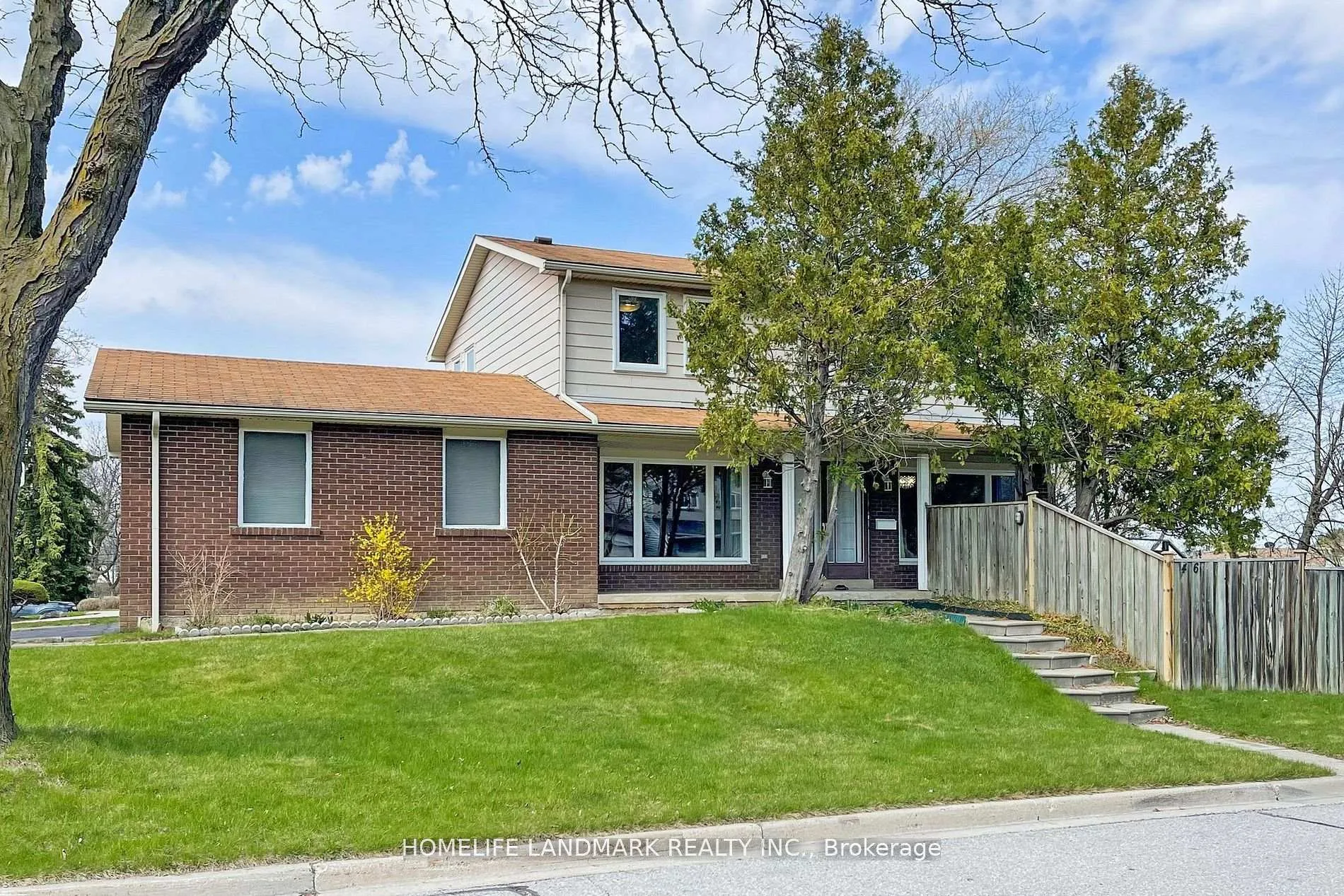 Photo 3 of 46 Flowervale Road, Markham, German Mills — HOMEH