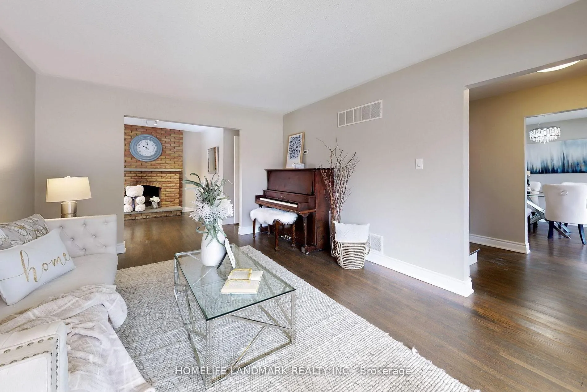 Photo 6 of 46 Flowervale Road, Markham, German Mills — HOMEH