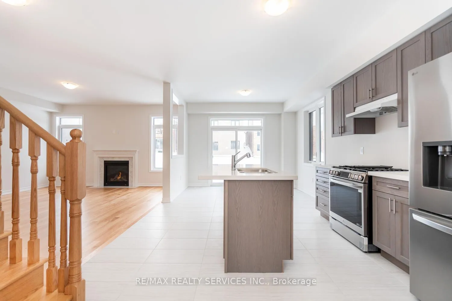 Photo 7 of 4 Blaney Street, Brant, Paris — HOMEH