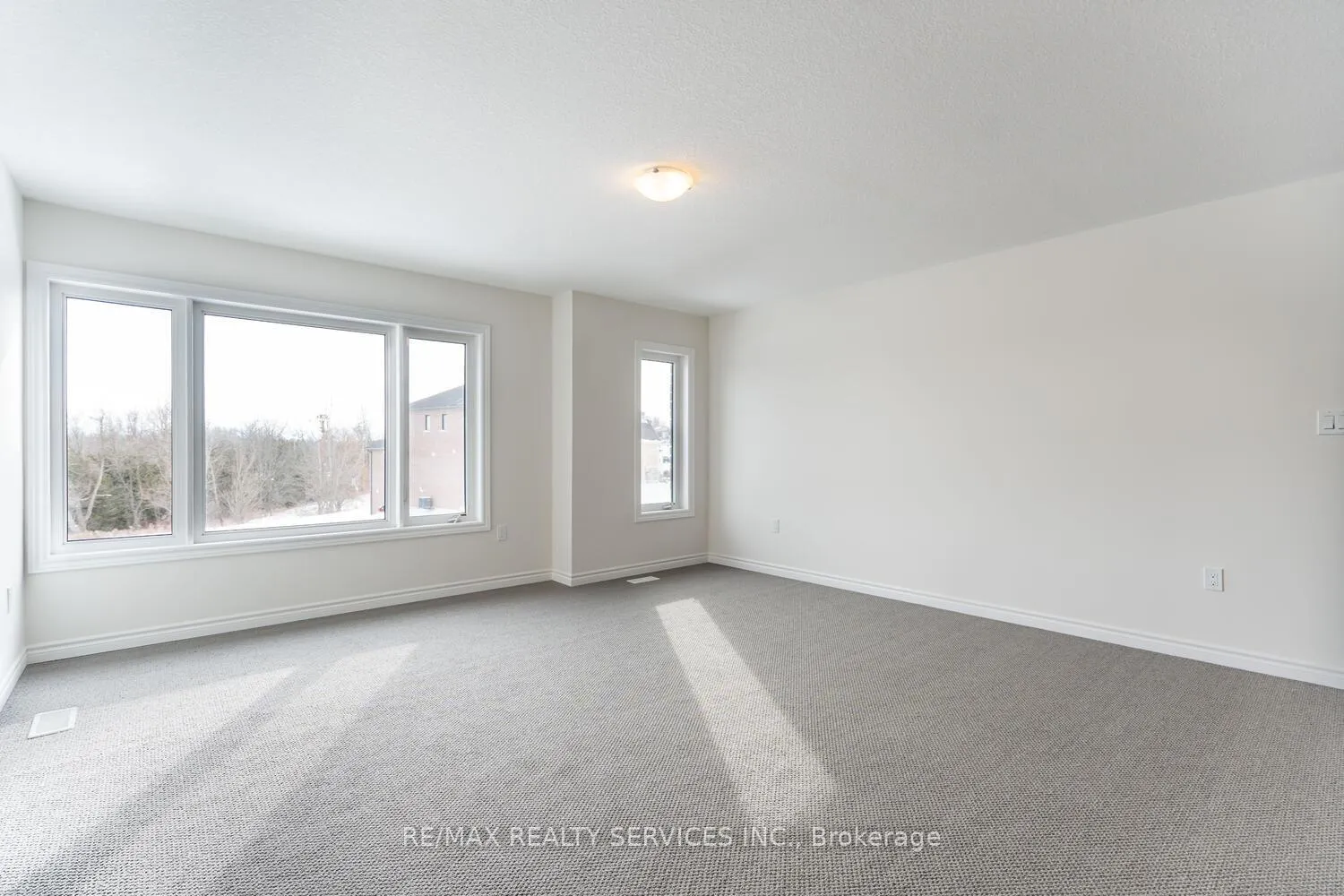 Photo 21 of 4 Blaney Street, Brant, Paris — HOMEH