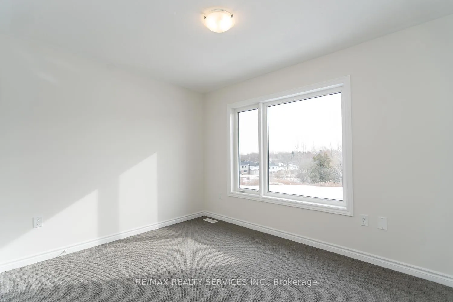 Photo 28 of 4 Blaney Street, Brant, Paris — HOMEH