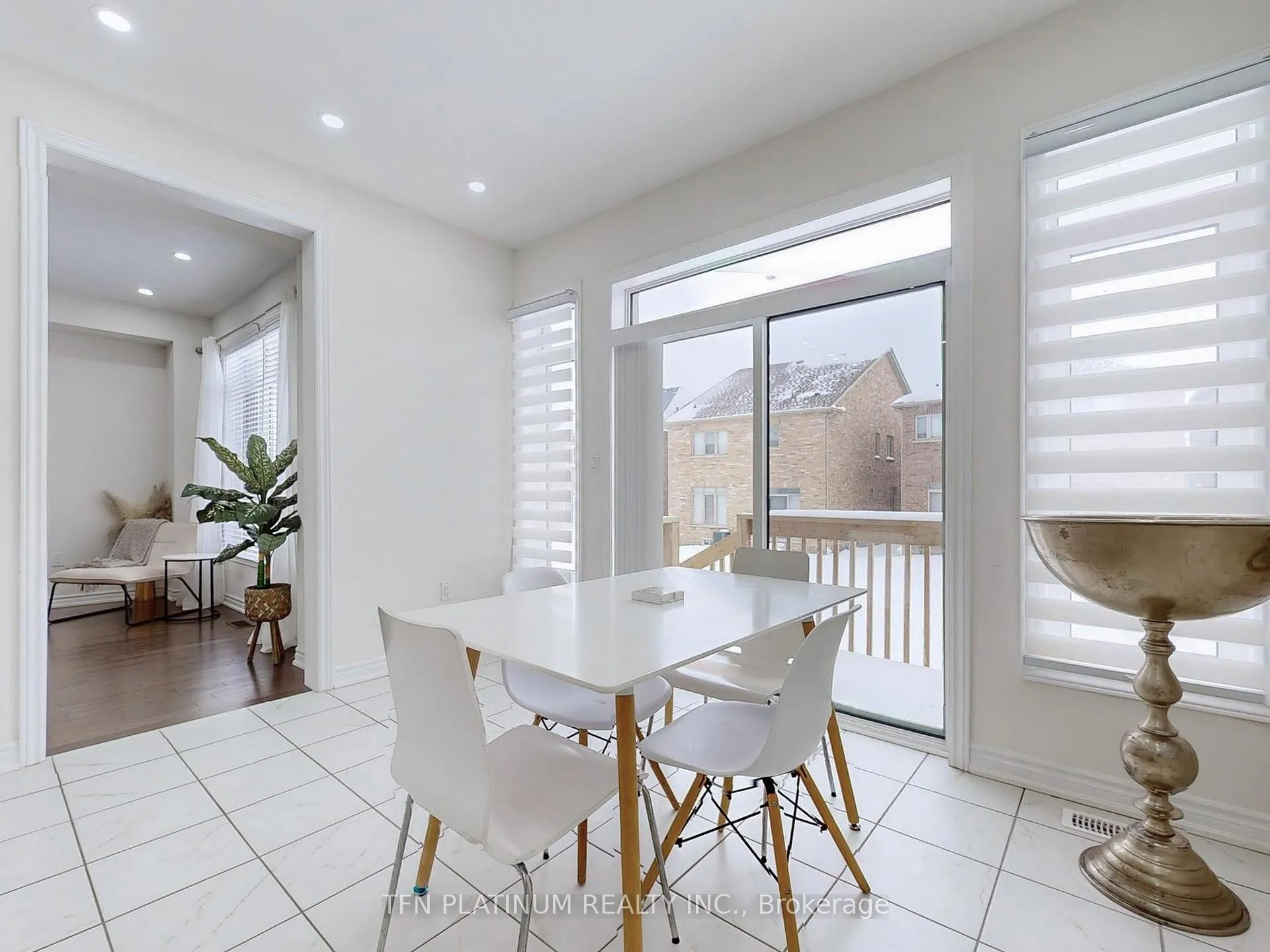 Photo 13 of 2254 Grainger Lp, Innisfil, Alcona — HOMEH