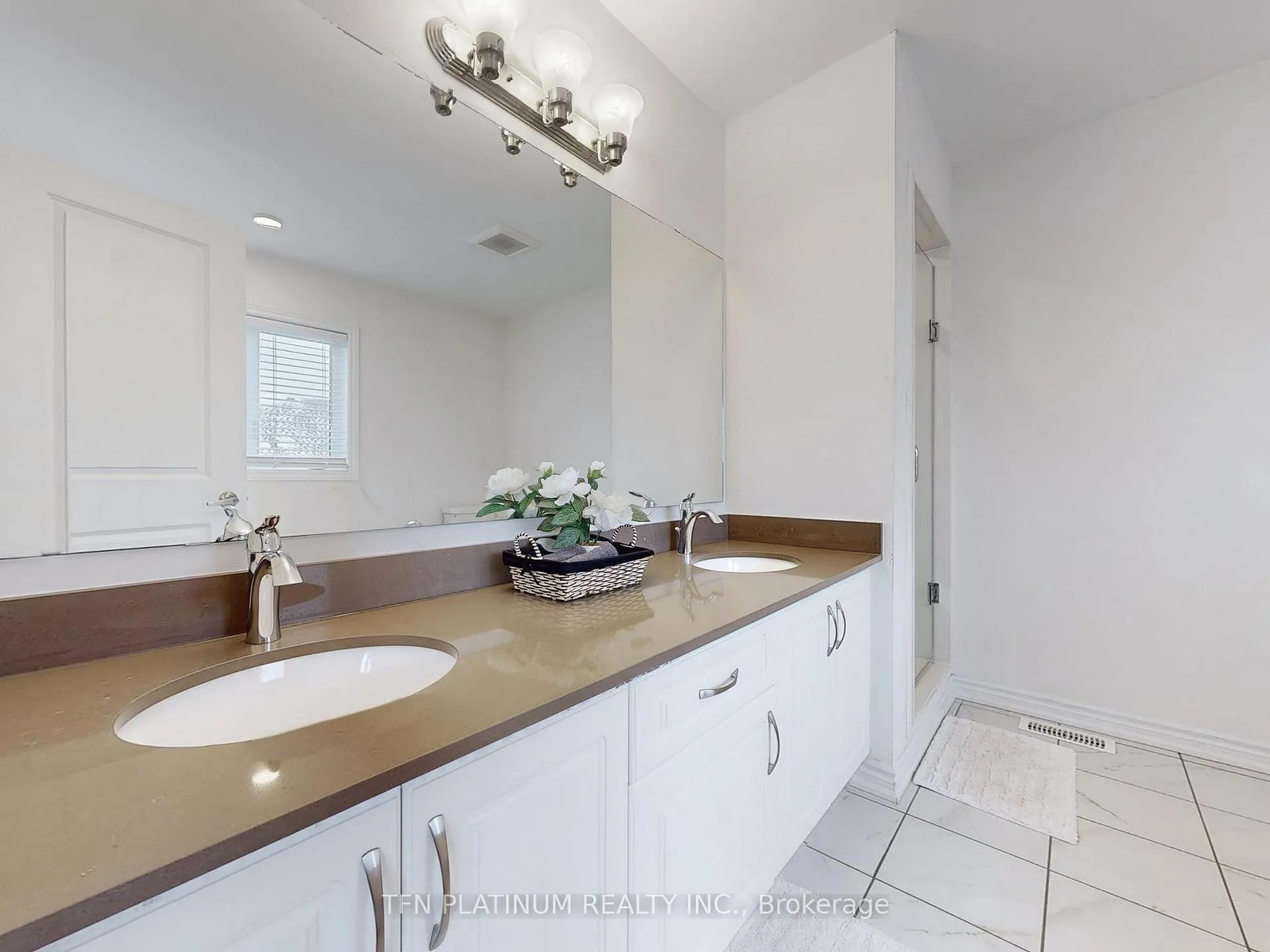 Photo 20 of 2254 Grainger Lp, Innisfil, Alcona — HOMEH