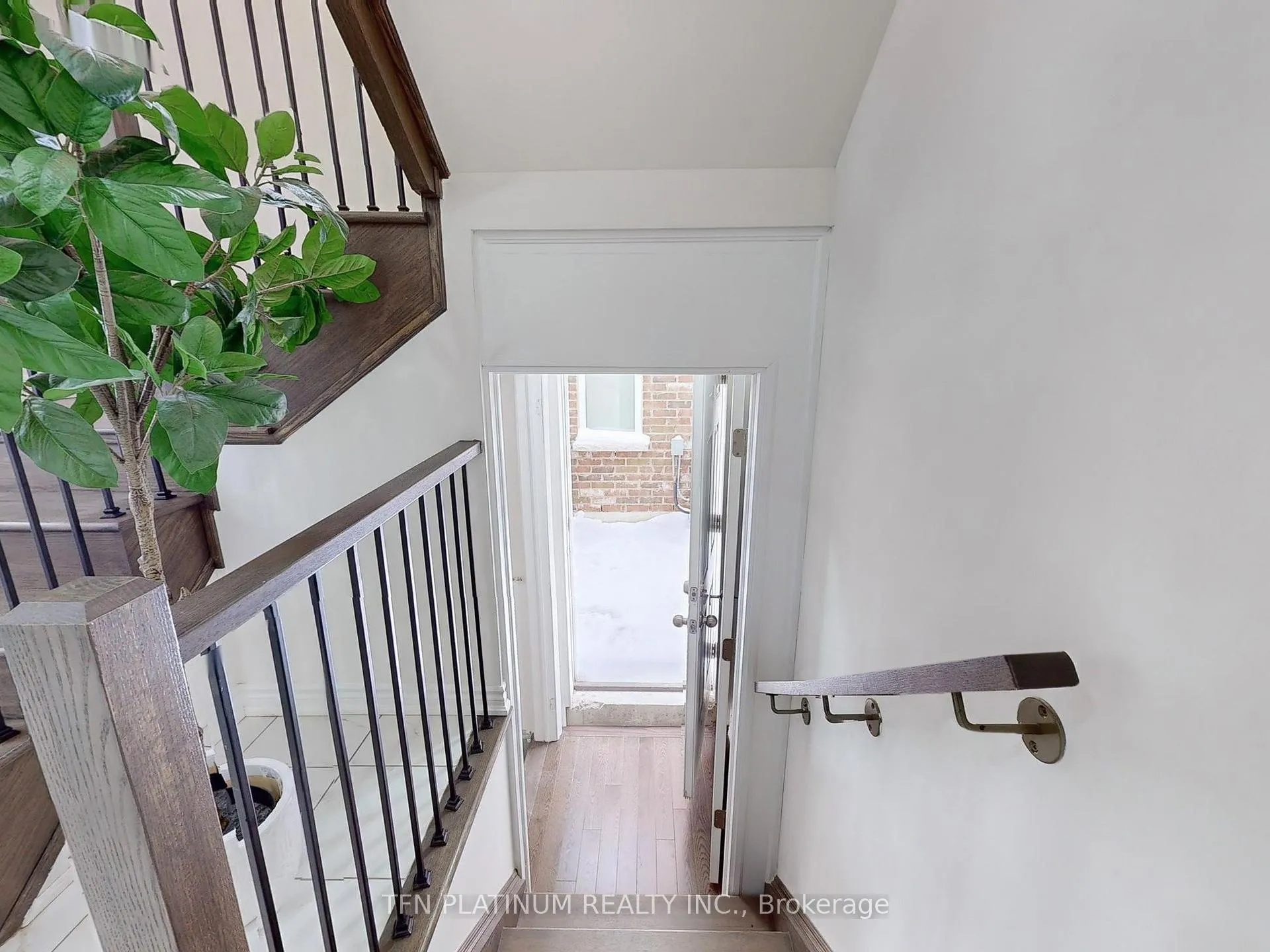 Photo 32 of 2254 Grainger Lp, Innisfil, Alcona — HOMEH