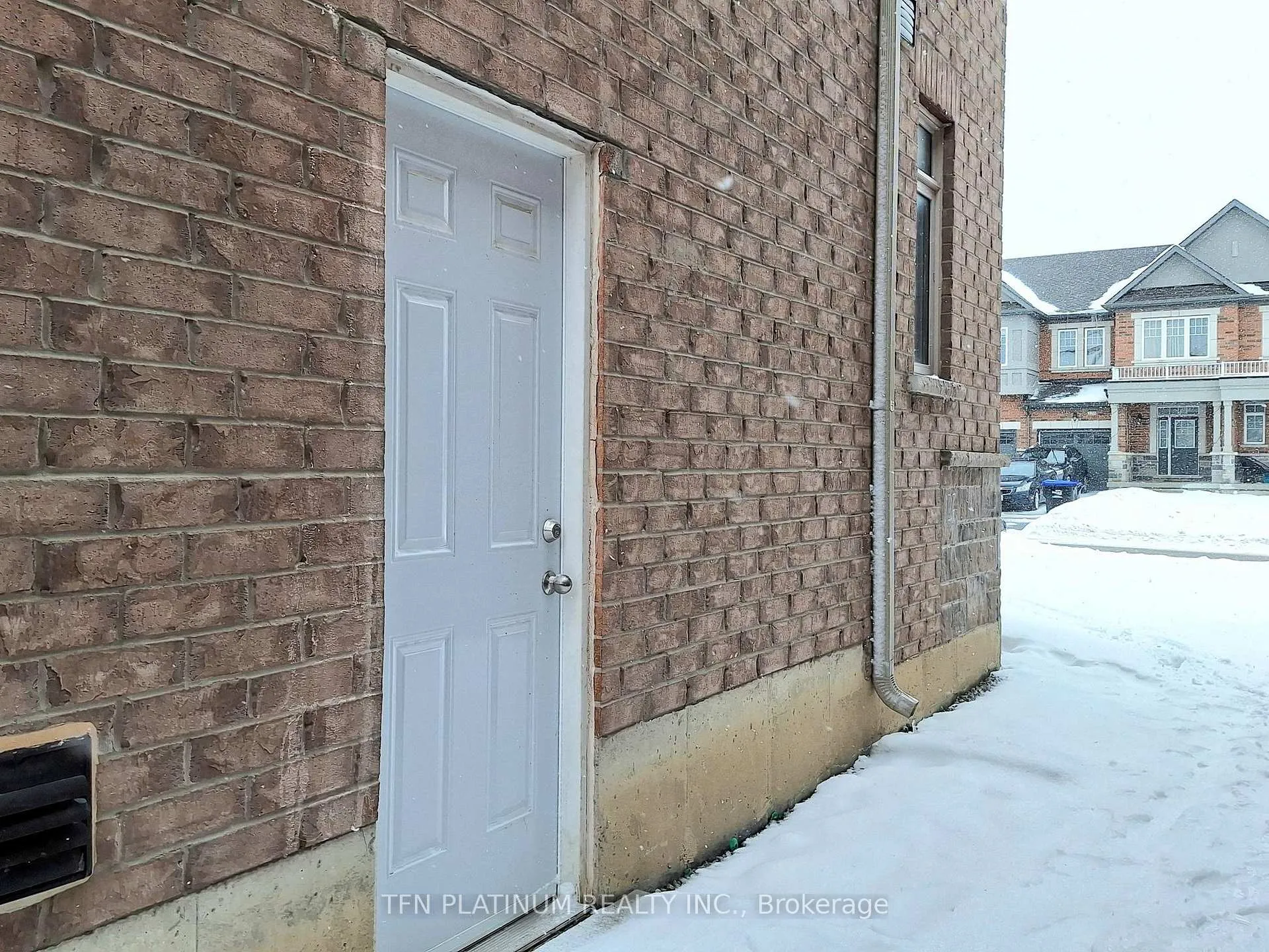 Photo 40 of 2254 Grainger Lp, Innisfil, Alcona — HOMEH