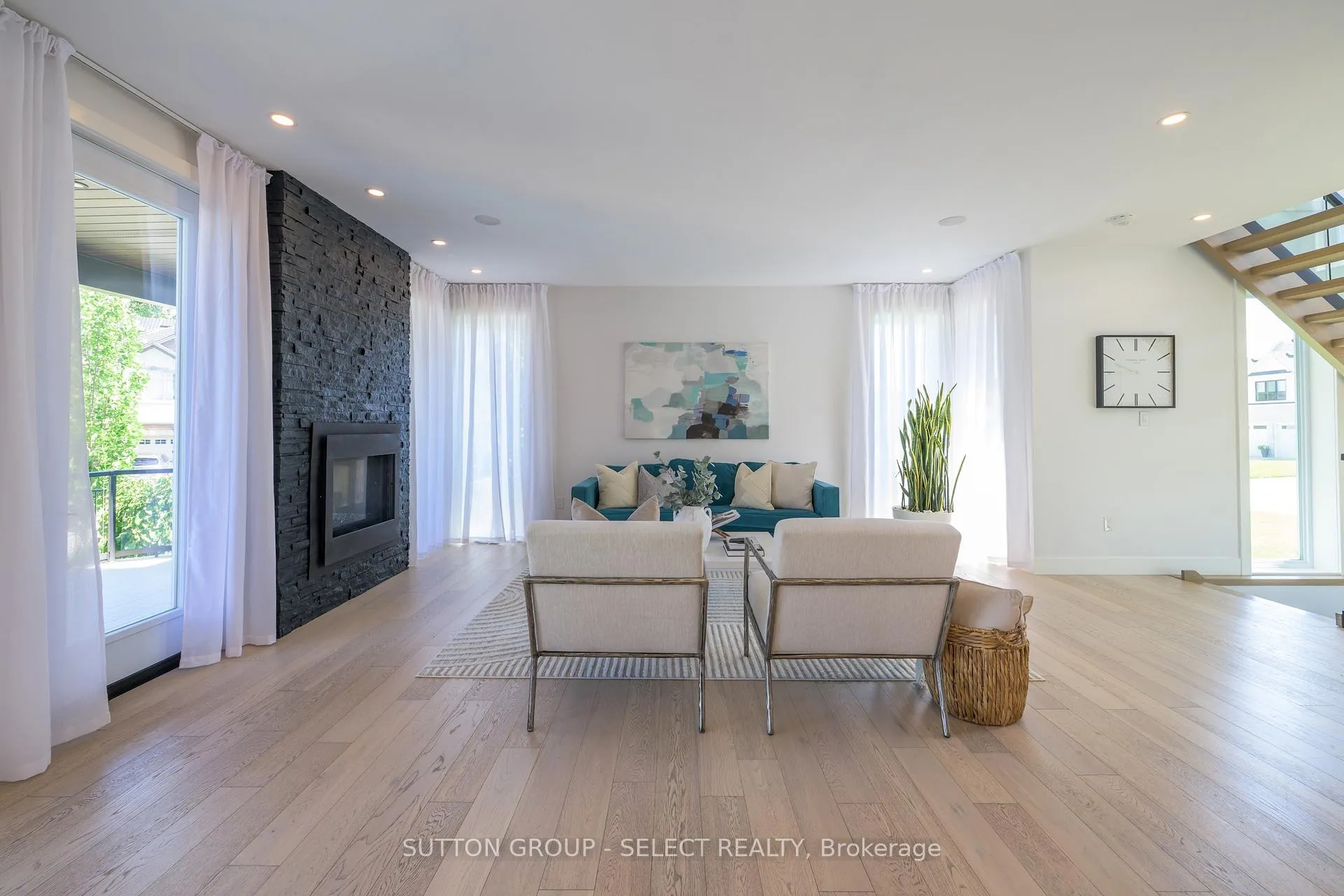Photo 13 of 7 Valleyview Crescent, Middlesex Centre, Komoka — HOMEH