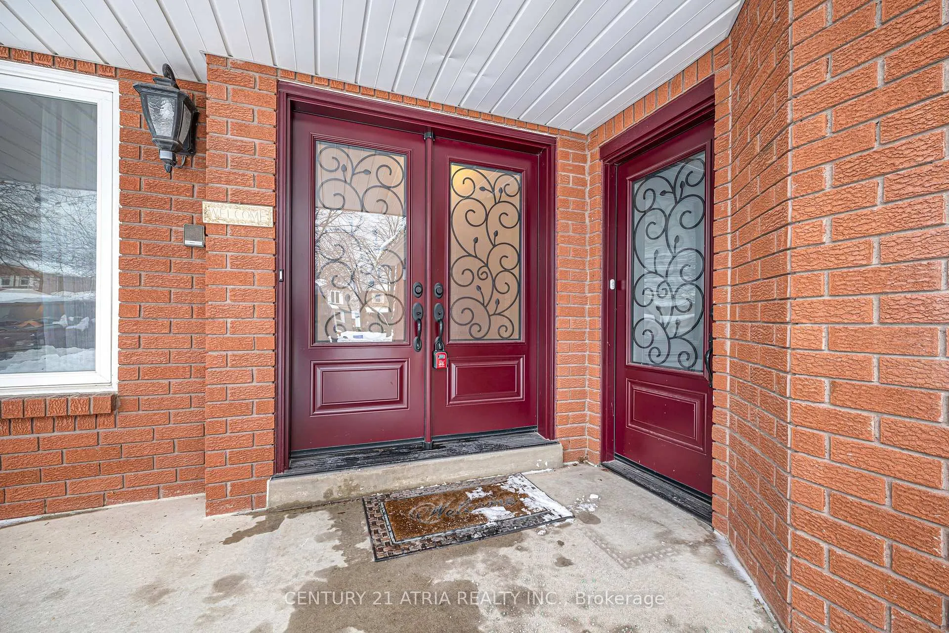Photo 3 of 1630 Marshcourt Drive, Pickering, Village East — HOMEH