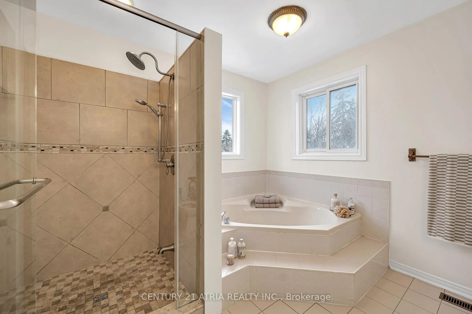 Photo 23 of 1630 Marshcourt Drive, Pickering, Village East — HOMEH