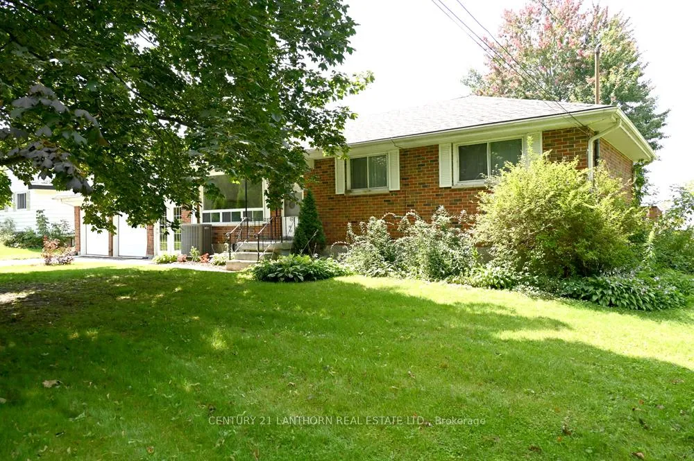 Photo 3 of 151 Avonlough Road W, Belleville, Belleville Ward — HOMEH