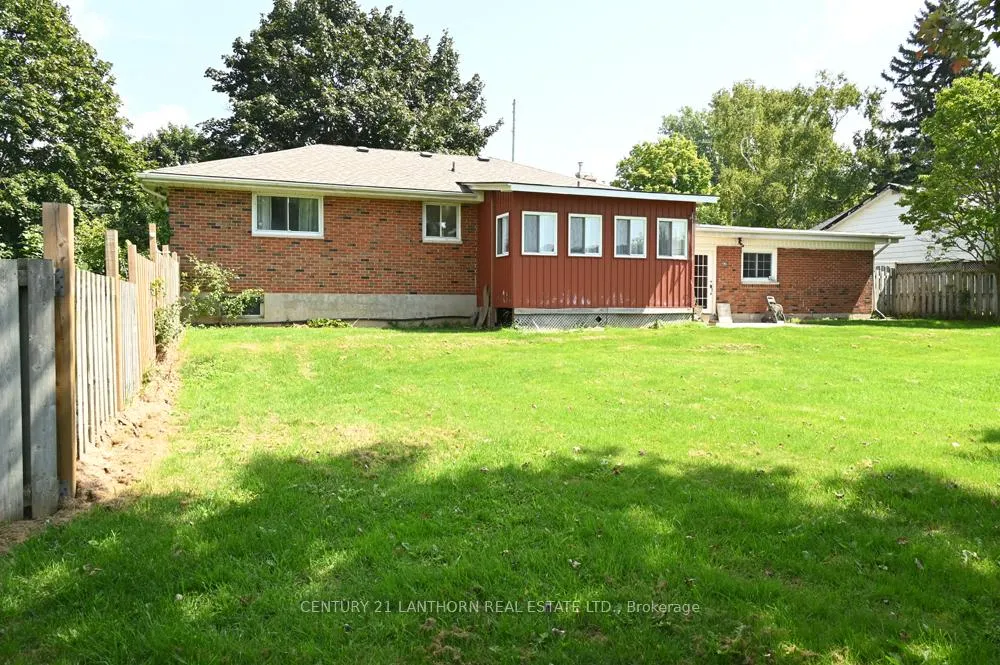 Photo 4 of 151 Avonlough Road W, Belleville, Belleville Ward — HOMEH