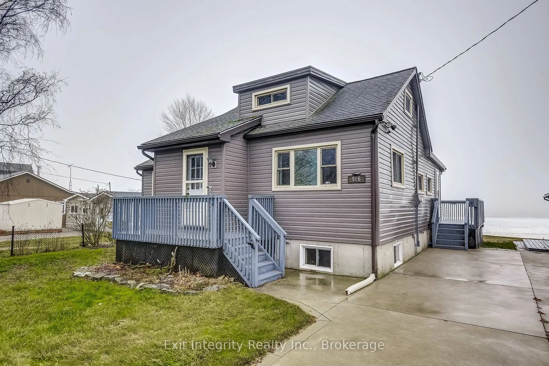 Photo 2 of 906 Lakeshore Road, Haldimand — HOMEH