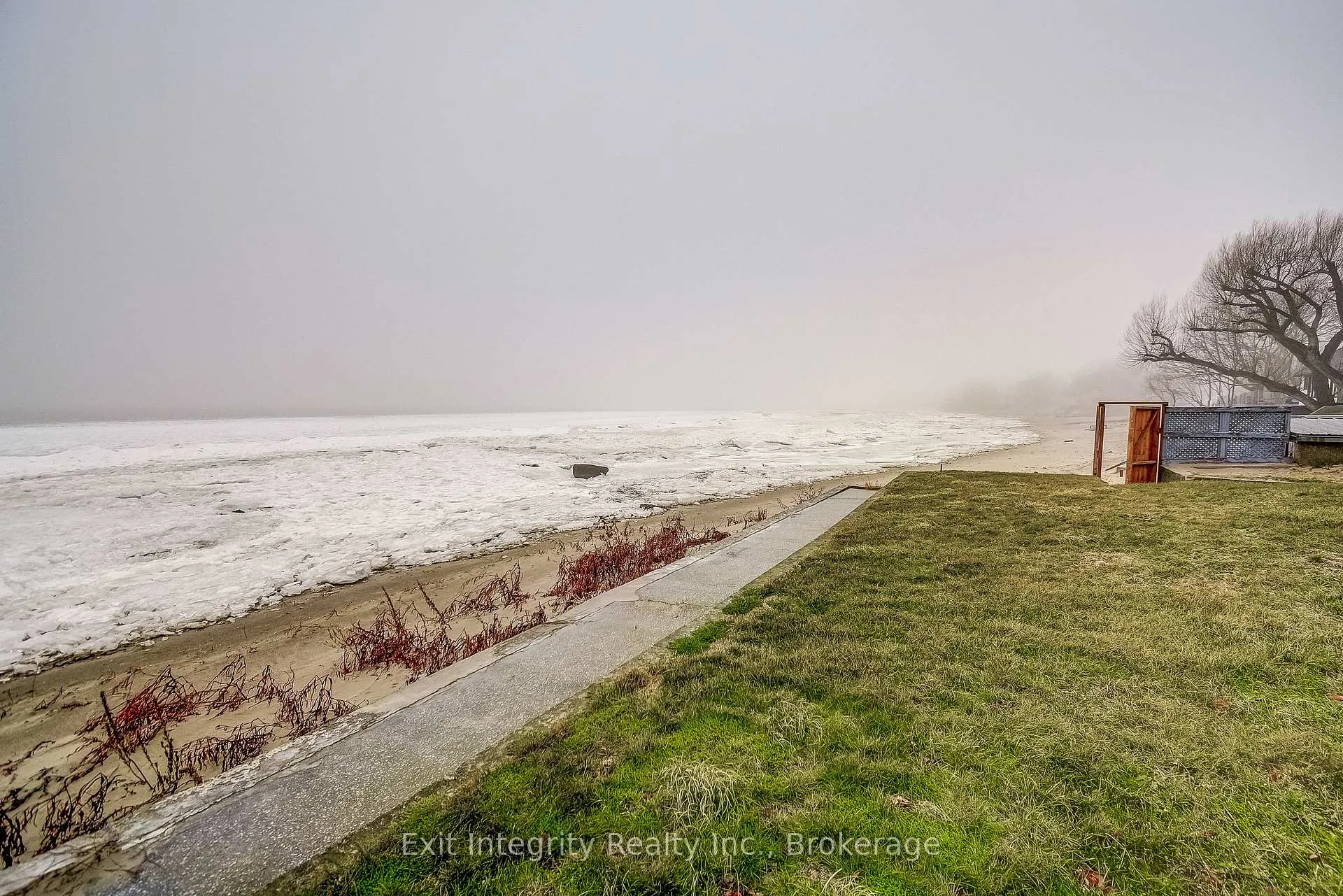 Photo 3 of 906 Lakeshore Road, Haldimand — HOMEH