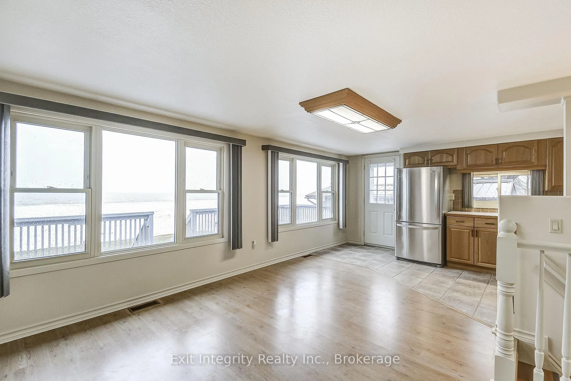Photo 11 of 906 Lakeshore Road, Haldimand — HOMEH