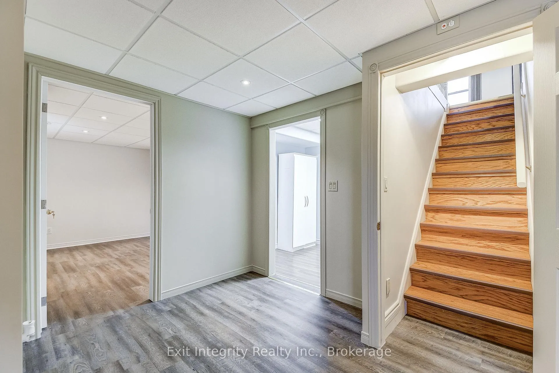 Photo 28 of 906 Lakeshore Road, Haldimand — HOMEH