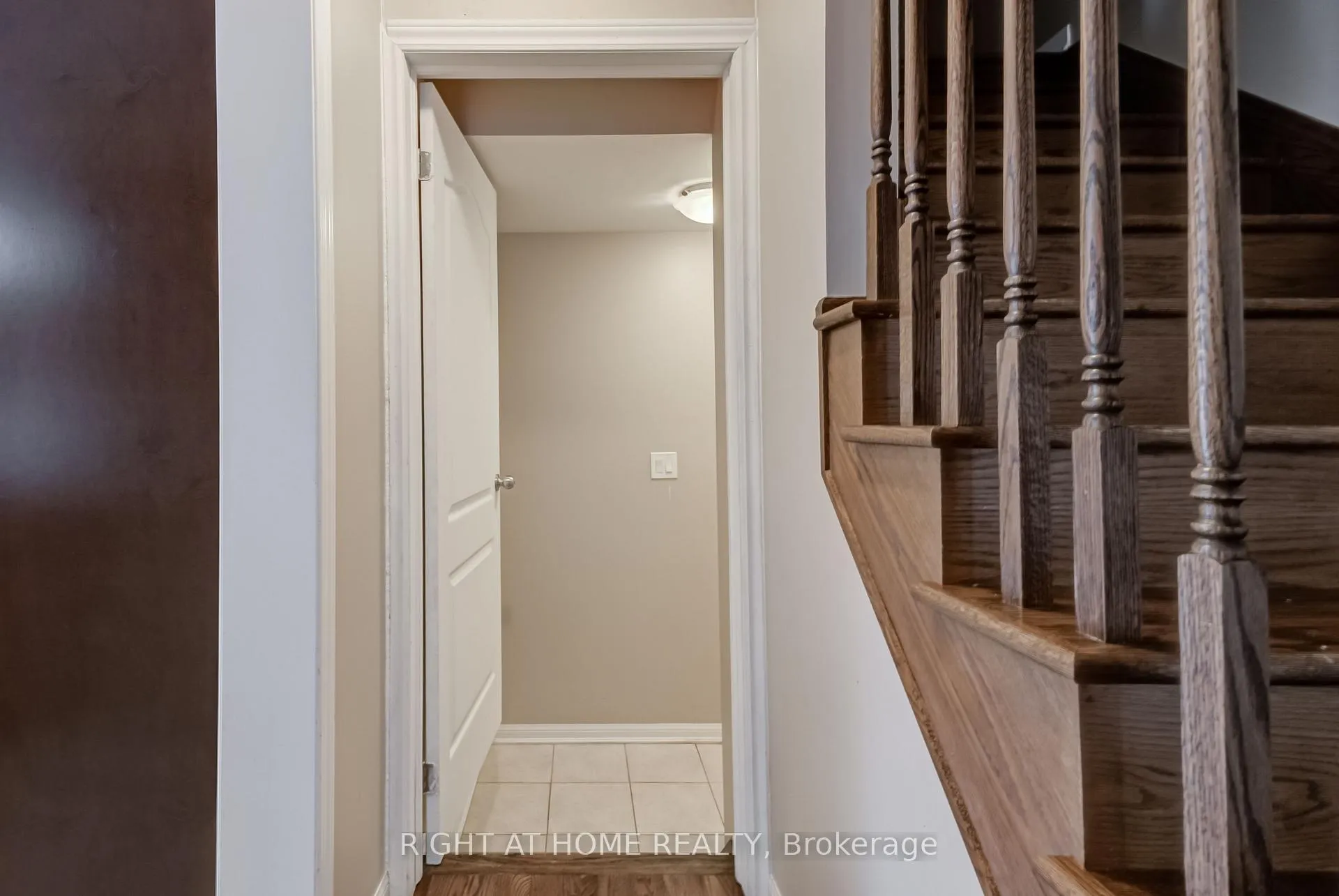 Photo 26 of 38 Aylesbury Drive, Brampton, Northwest Brampton — HOMEH