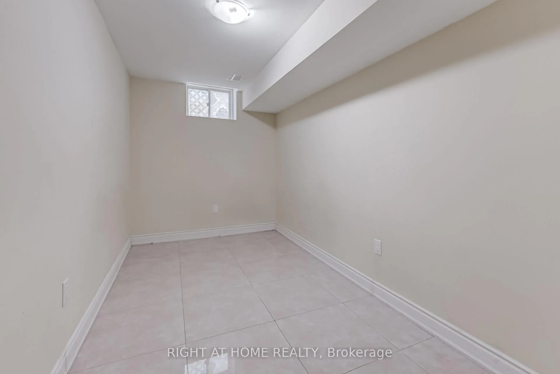 Photo 38 of 38 Aylesbury Drive, Brampton, Northwest Brampton — HOMEH