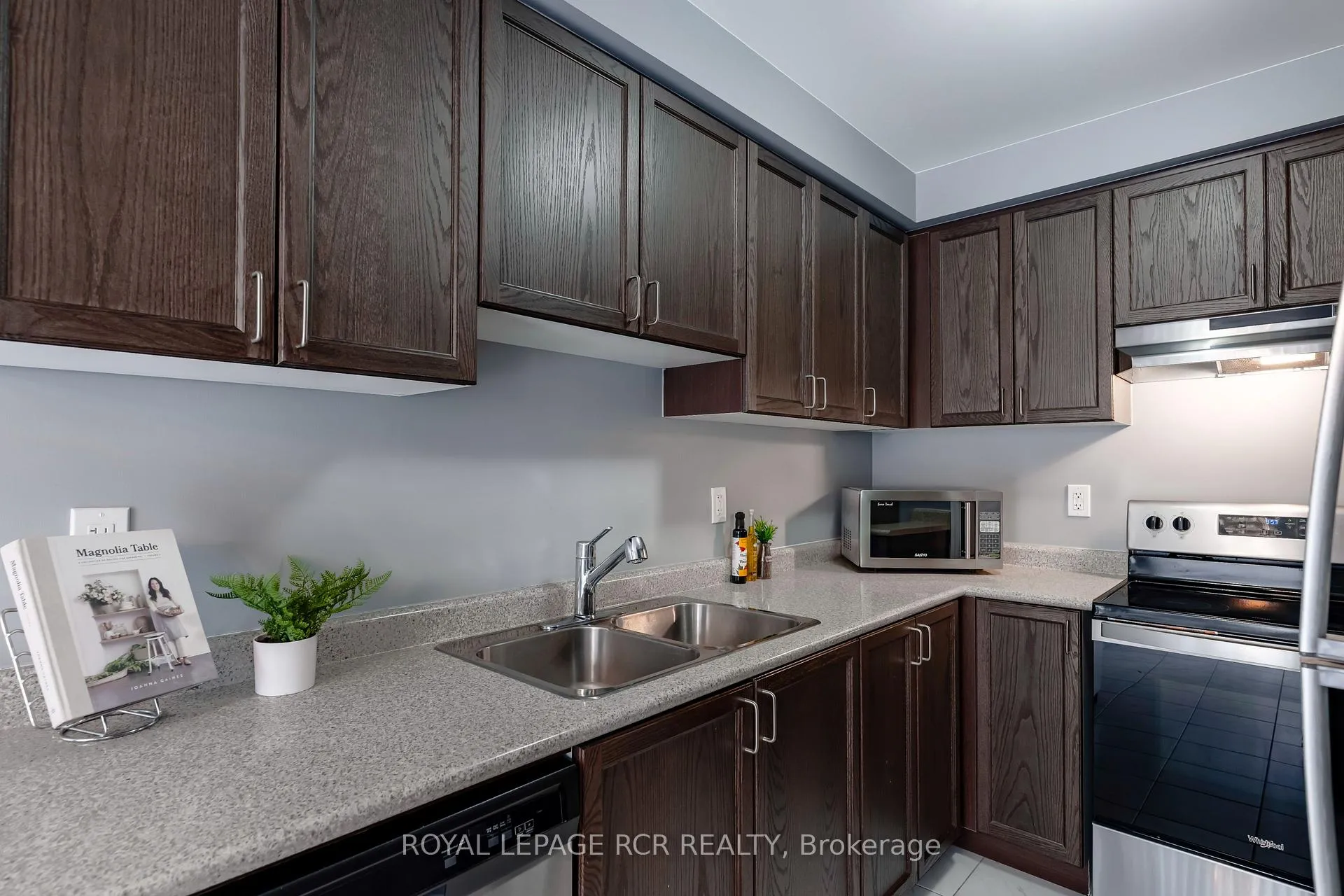 Photo 16 of 141 Clark Street, Shelburne — HOMEH