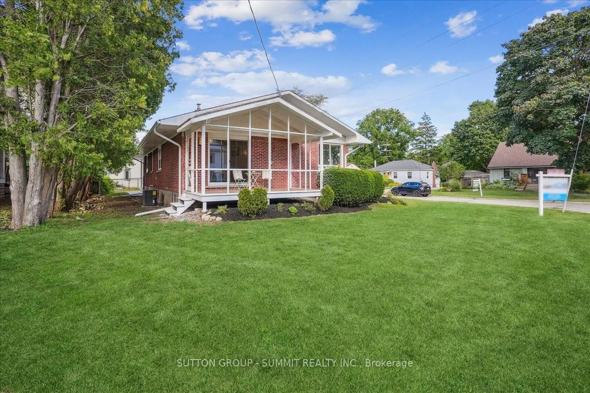 Photo 35 of 25 Elgin Street, Hamilton, Waterdown — HOMEH