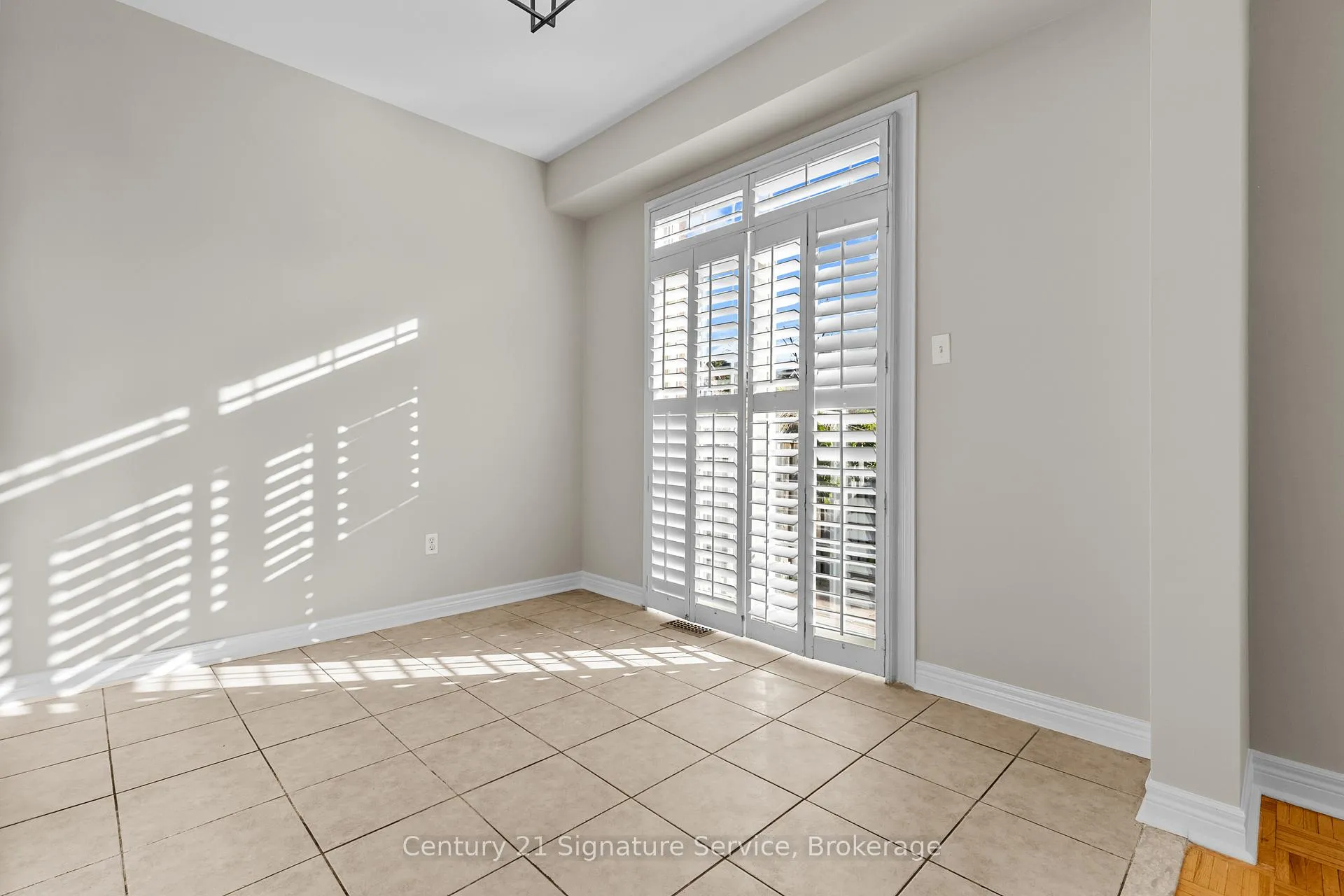 Photo 6 of 54 Millhouse Mews, Brampton, Bram West — HOMEH