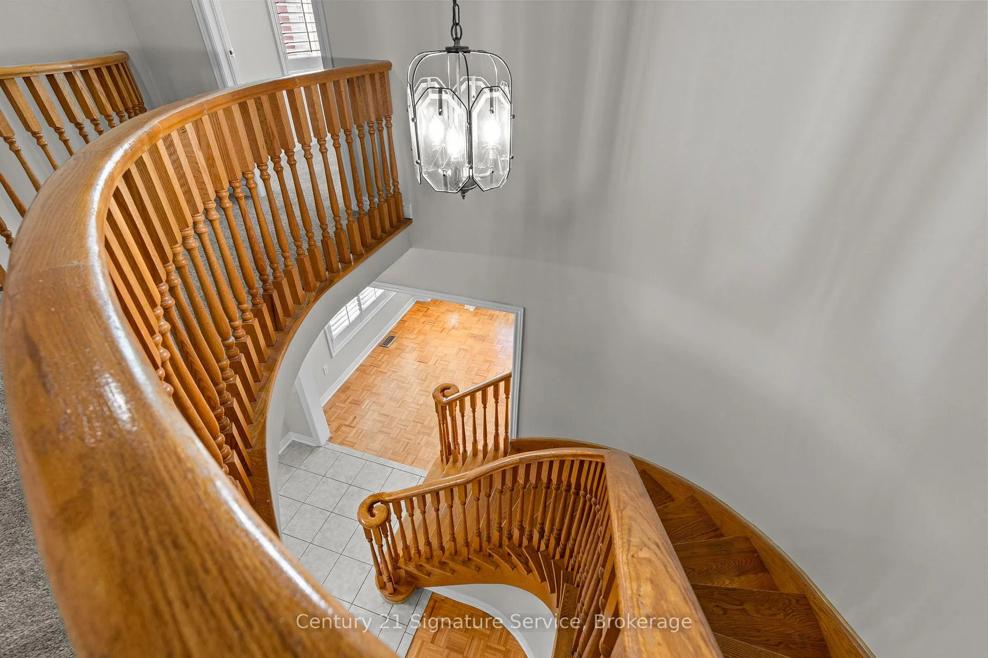 Photo 16 of 54 Millhouse Mews, Brampton, Bram West — HOMEH
