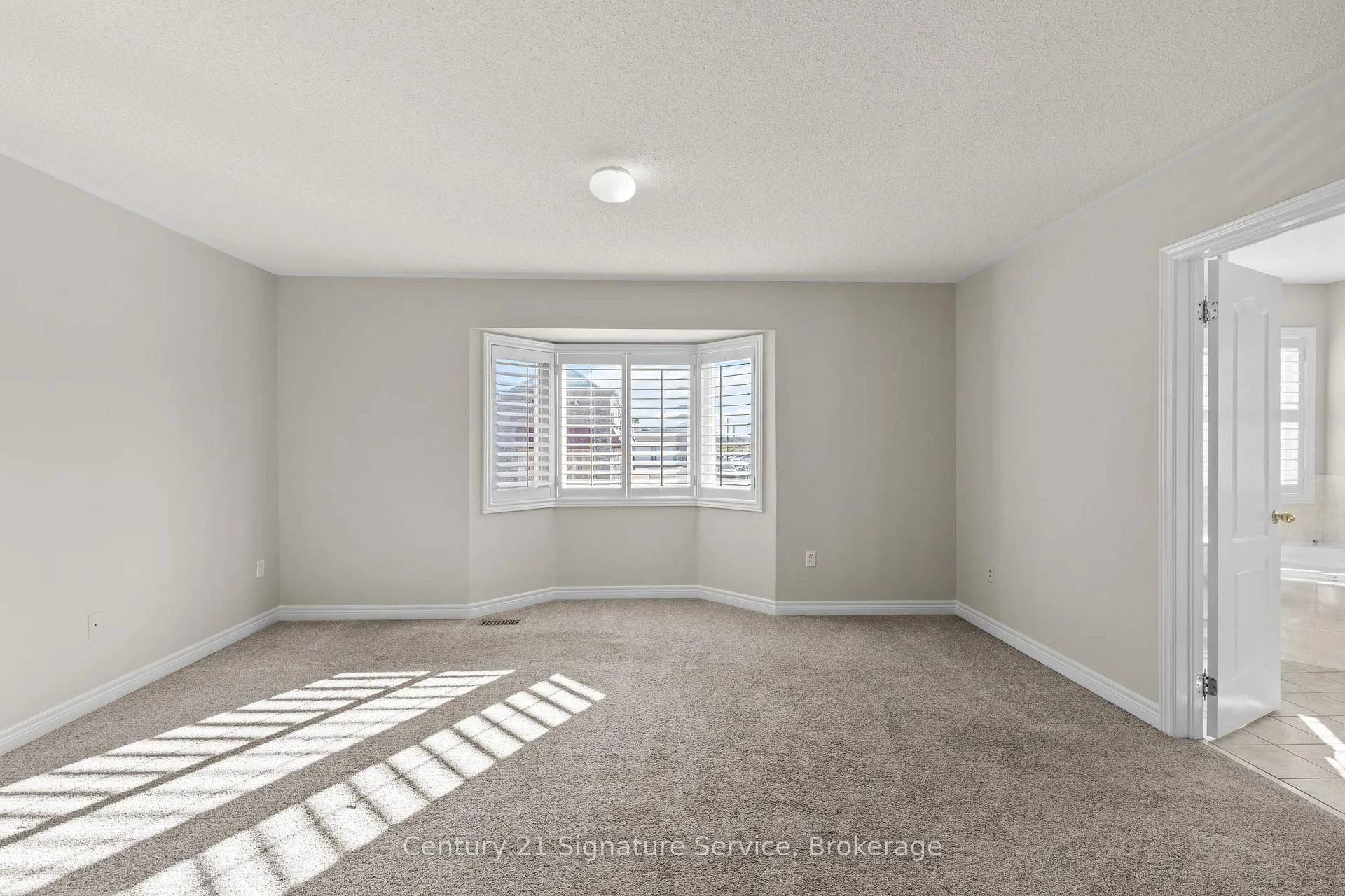 Photo 20 of 54 Millhouse Mews, Brampton, Bram West — HOMEH