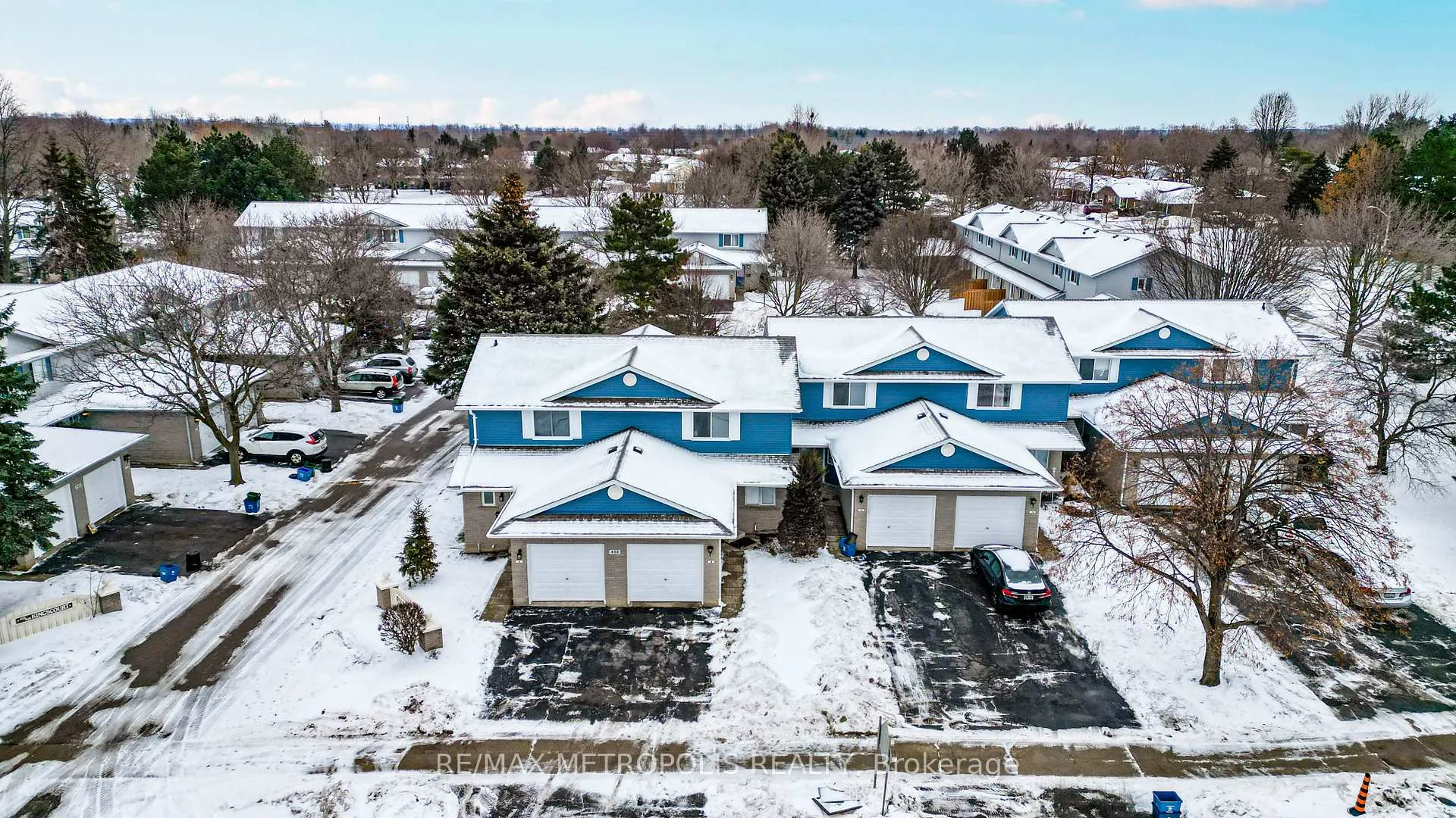 Photo 27 of Unit 2, 455 Kingscourt Drive, Waterloo — HOMEH