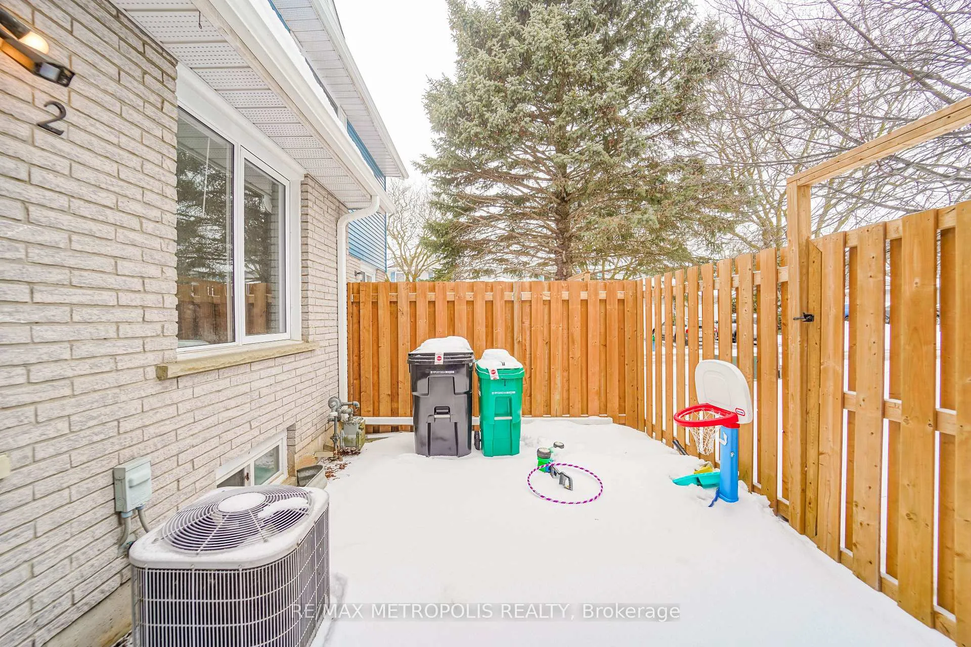 Photo 30 of Unit 2, 455 Kingscourt Drive, Waterloo — HOMEH