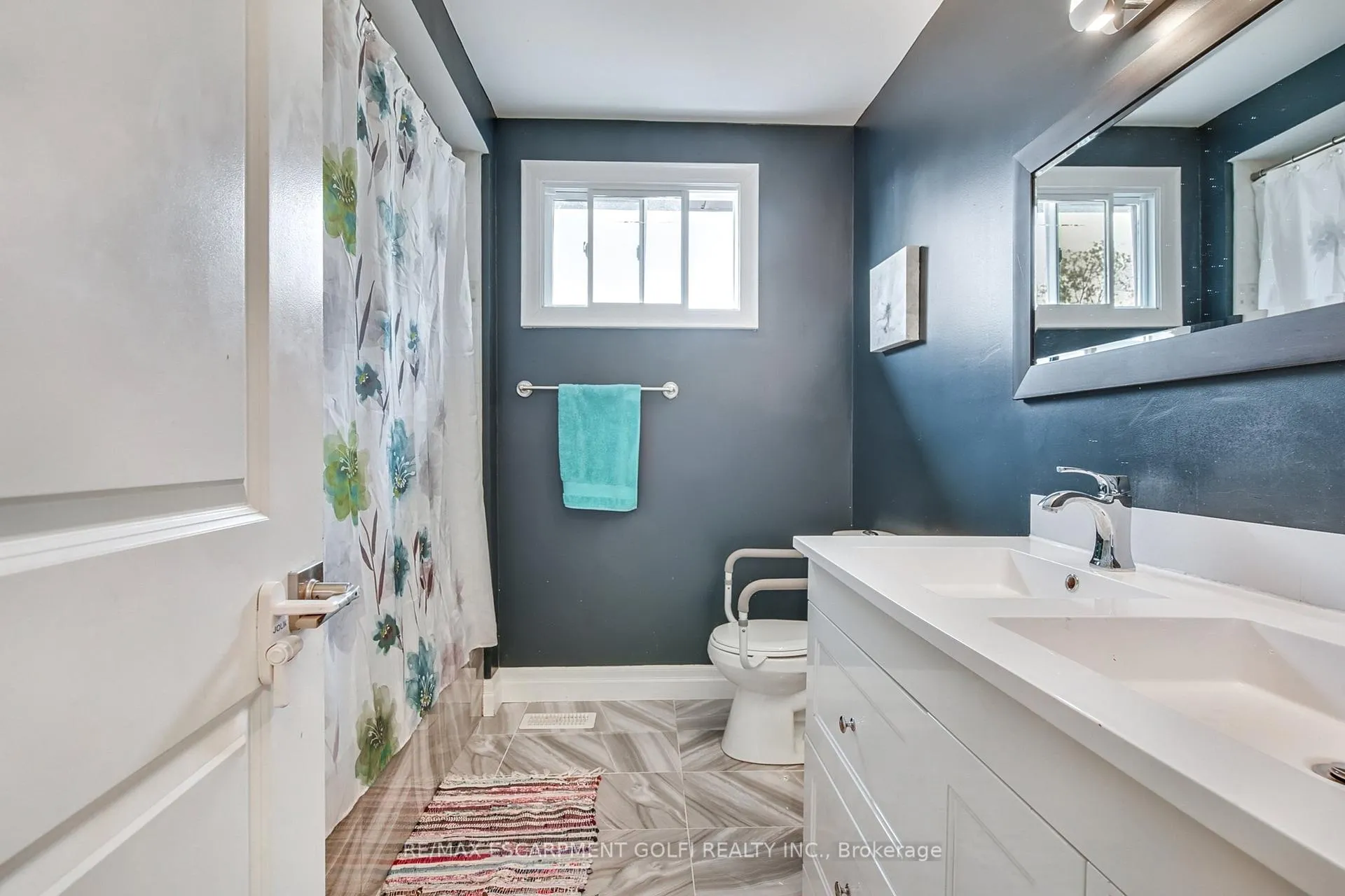 Photo 16 of 50 Lambert Street, Hamilton, Lawfield — HOMEH