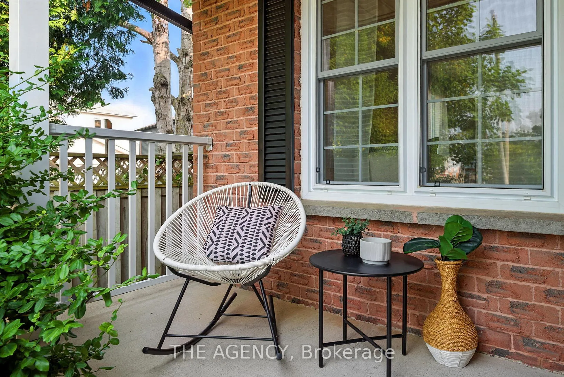 Photo 3 of 1541 Bentley Lane, Pickering, Brock Ridge — HOMEH