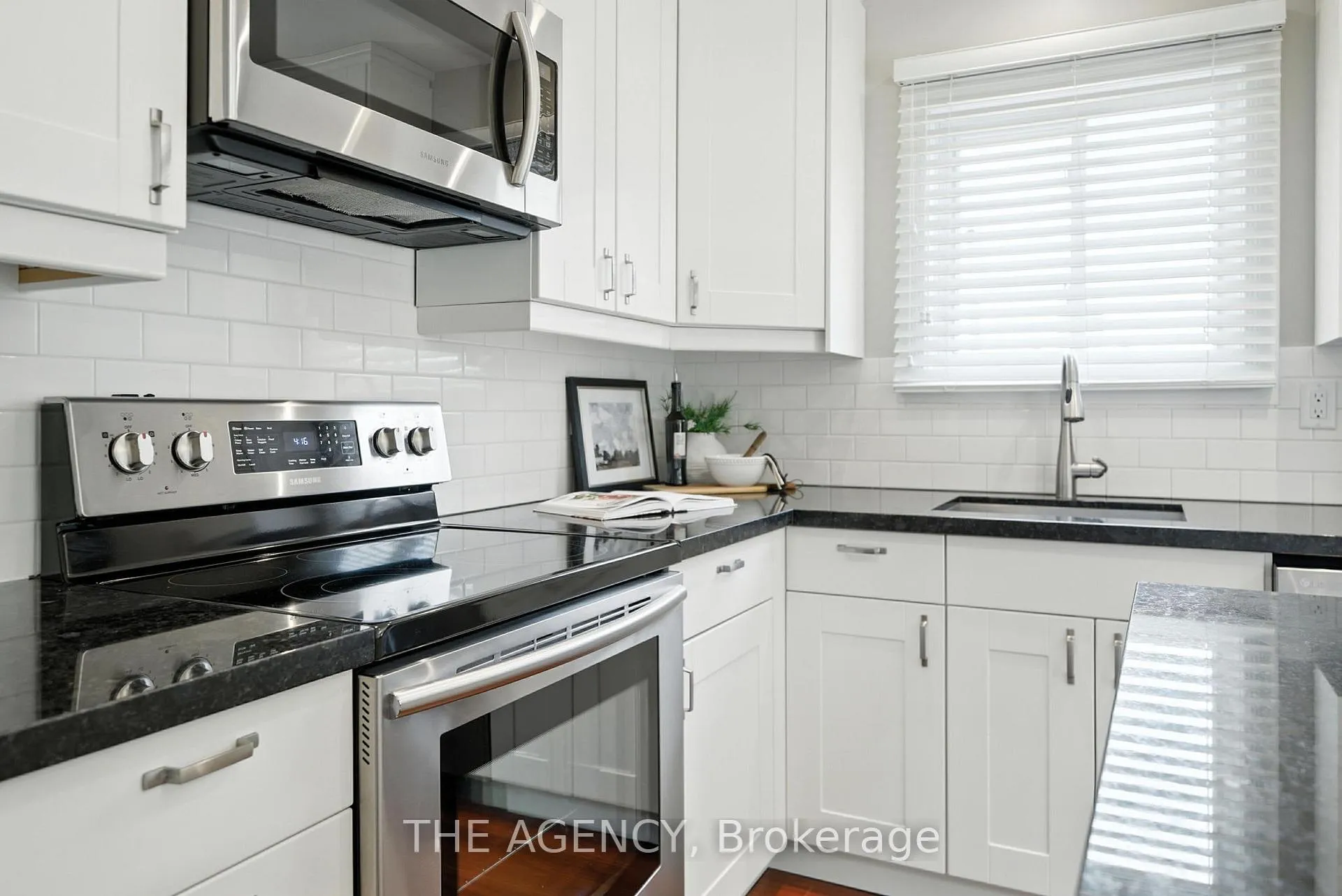 Photo 12 of 1541 Bentley Lane, Pickering, Brock Ridge — HOMEH