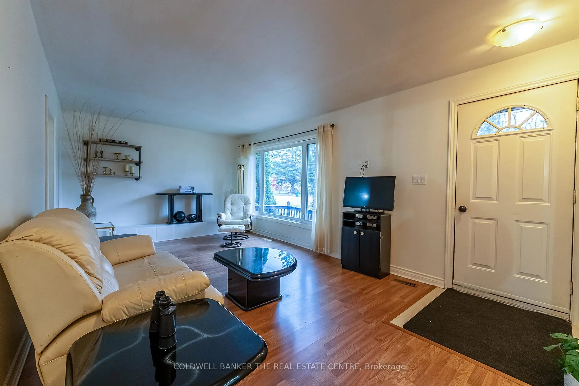 Photo 8 of 390 Fairview Drive, Gravenhurst, Muskoka (S) — HOMEH