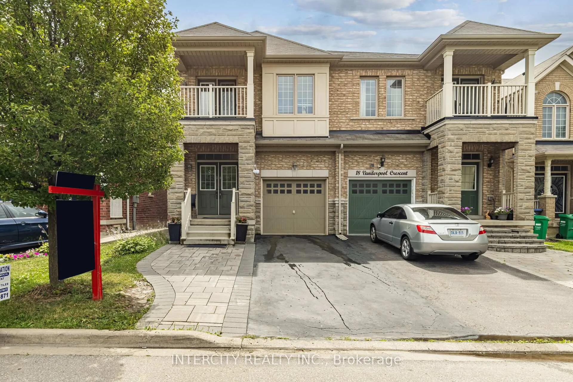 Front of 20 Vanderpool Crescent