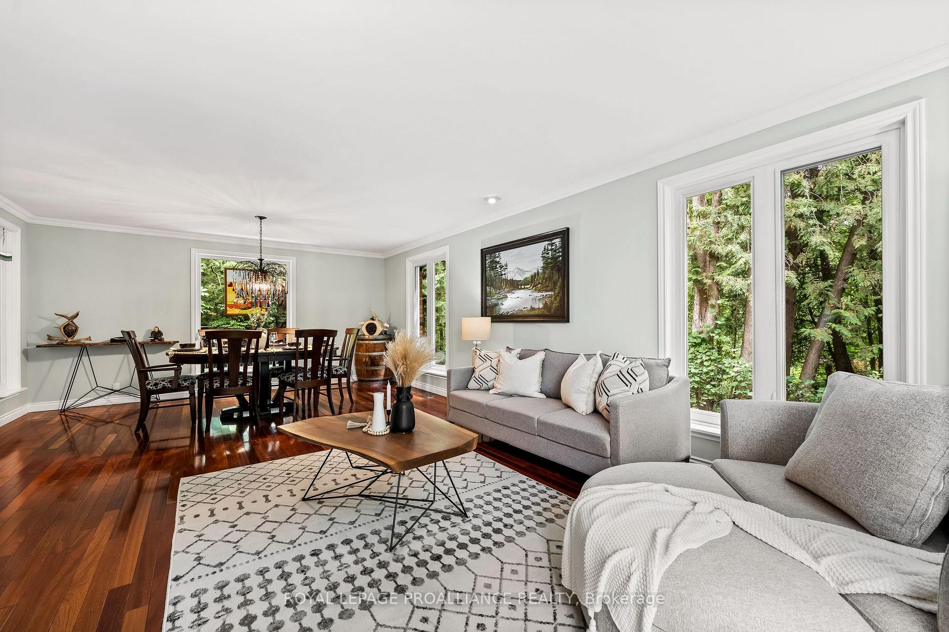 Photo 14 of 11 Pamela Court, Clarington, Bowmanville — HOMEH