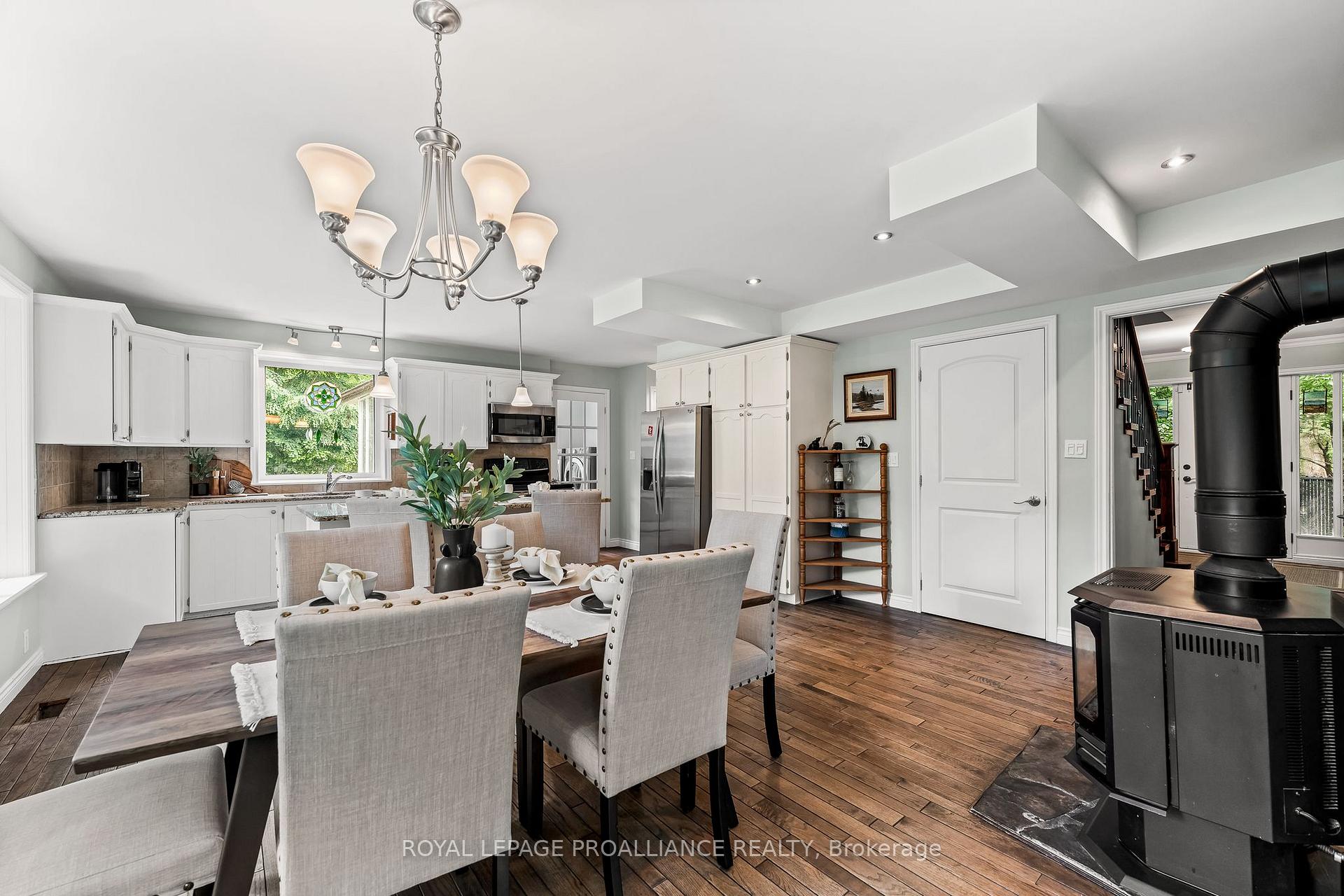 Photo 18 of 11 Pamela Court, Clarington, Bowmanville — HOMEH