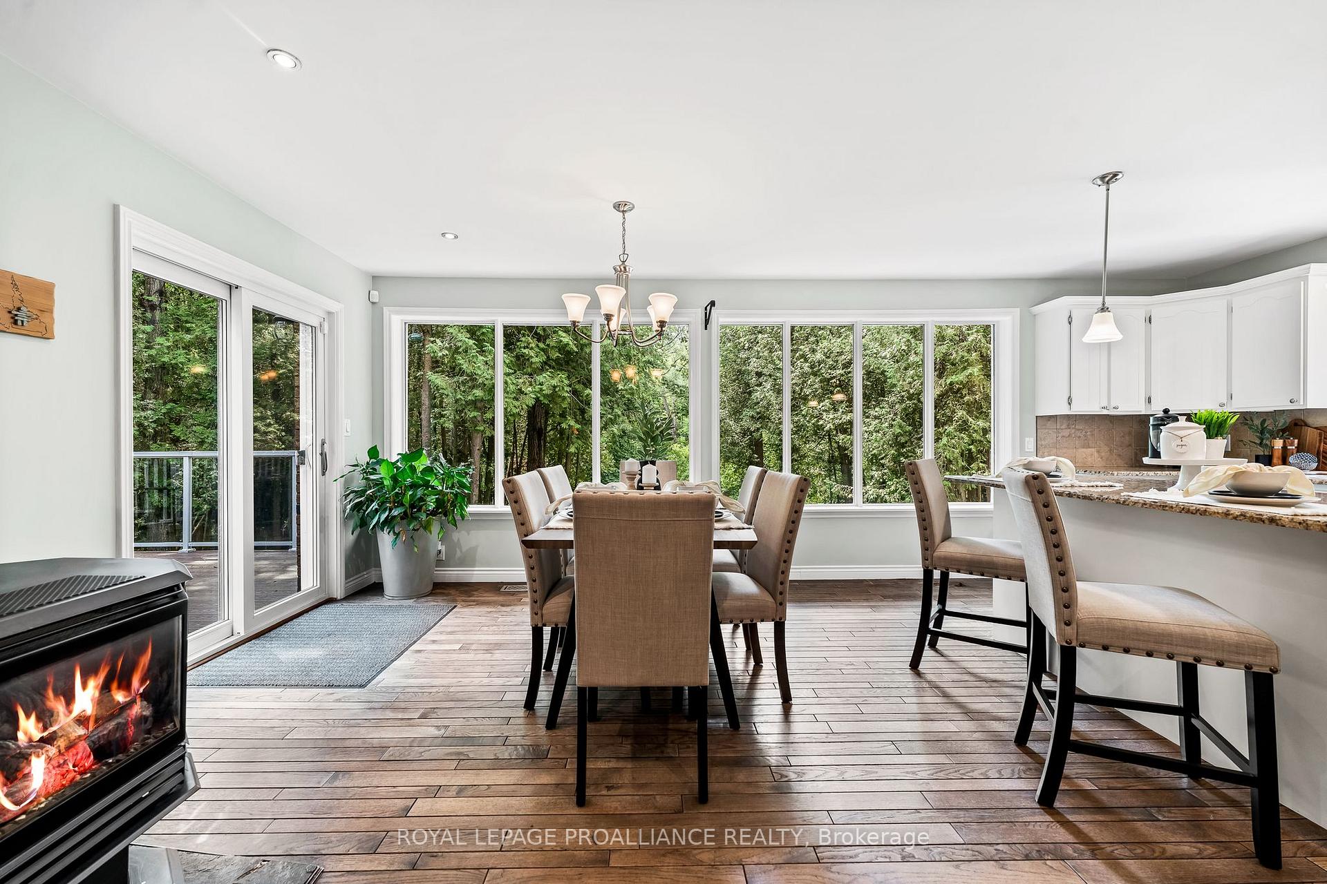 Photo 19 of 11 Pamela Court, Clarington, Bowmanville — HOMEH