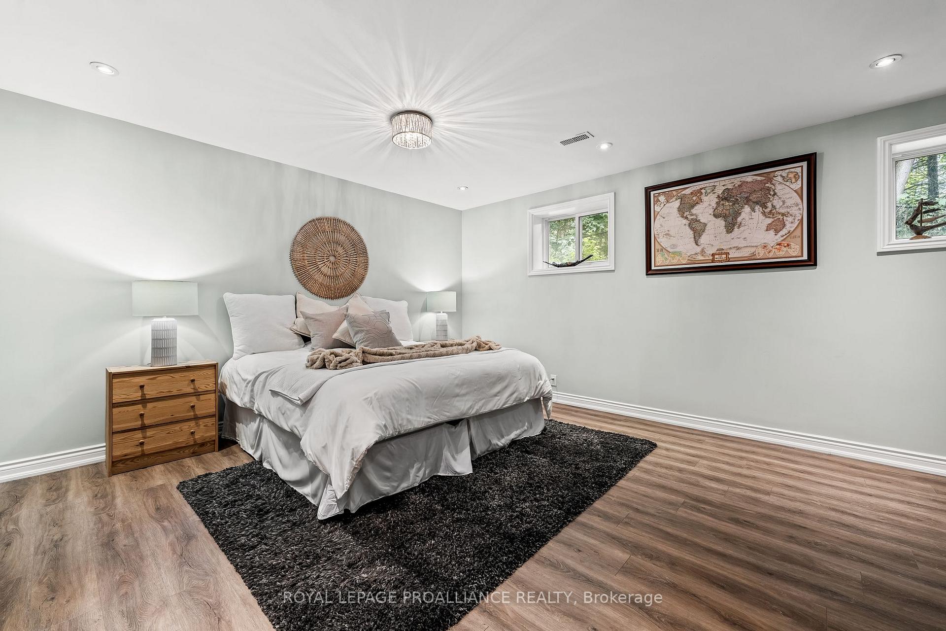 Photo 37 of 11 Pamela Court, Clarington, Bowmanville — HOMEH