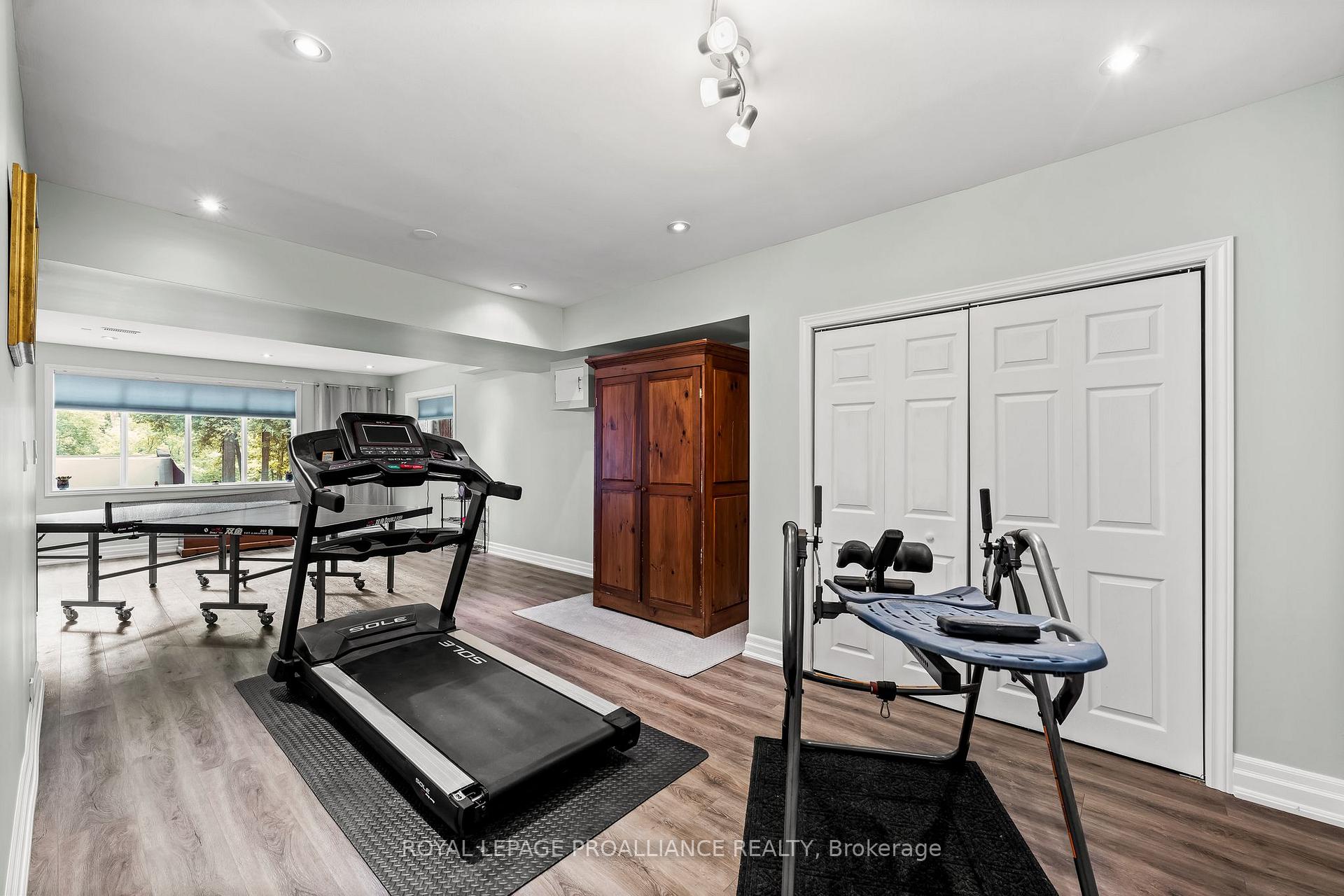 Photo 39 of 11 Pamela Court, Clarington, Bowmanville — HOMEH
