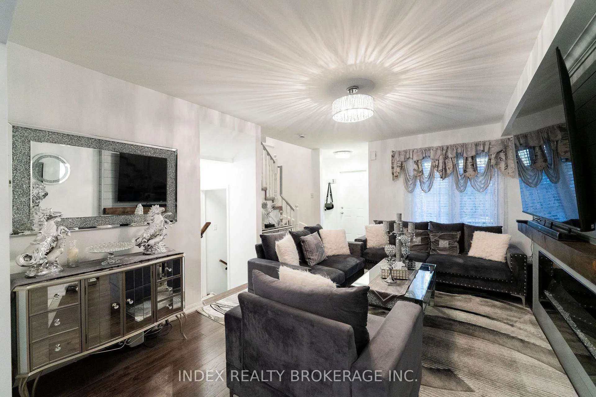 Photo 5 of 37 Ridwell Street, Barrie, Edgehill Drive — HOMEH