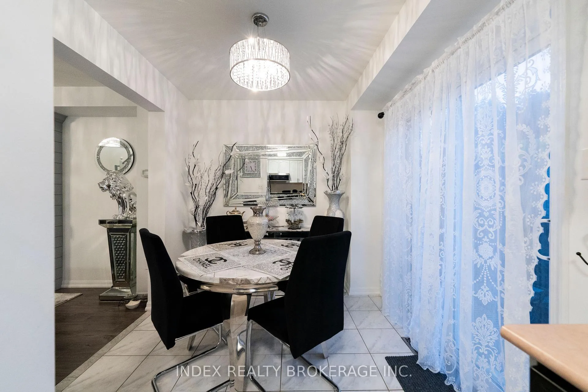 Photo 6 of 37 Ridwell Street, Barrie, Edgehill Drive — HOMEH