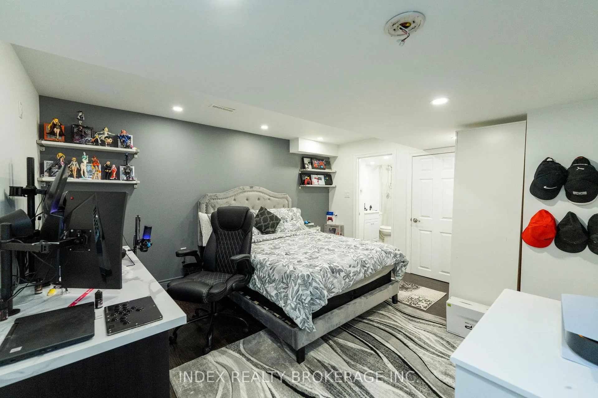 Photo 13 of 37 Ridwell Street, Barrie, Edgehill Drive — HOMEH