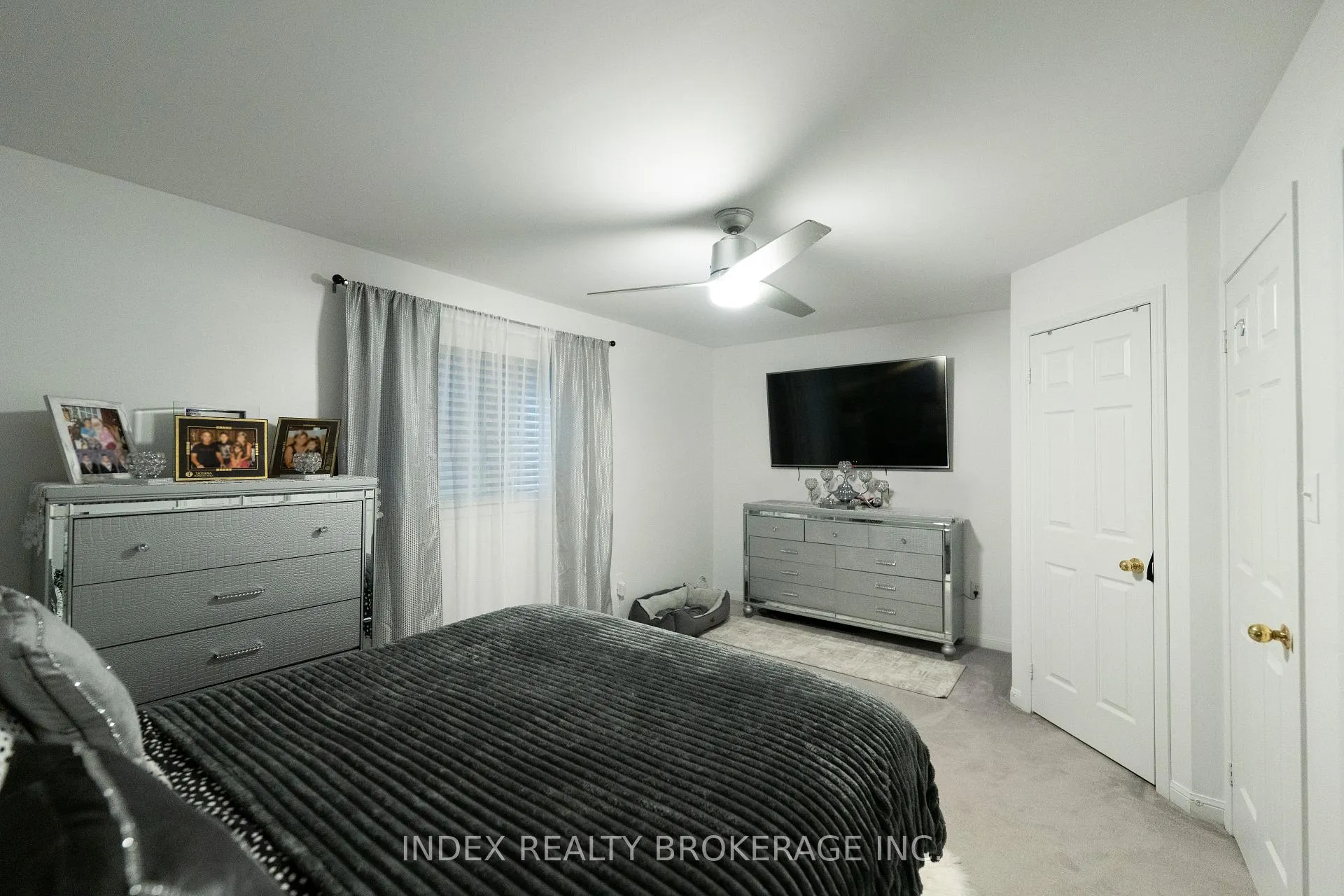 Photo 24 of 37 Ridwell Street, Barrie, Edgehill Drive — HOMEH