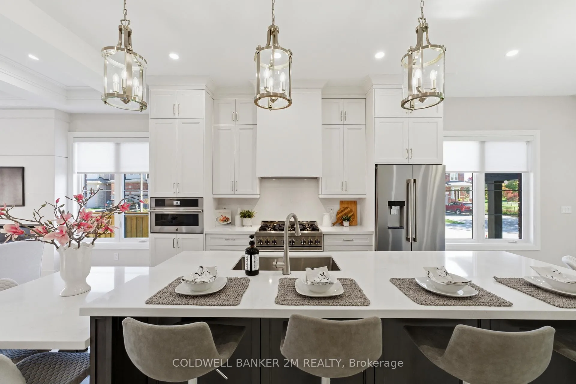 Photo 7 of 10 St. Augustine Drive, Whitby, Brooklin — HOMEH