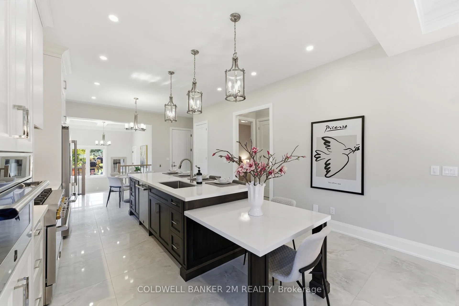 Photo 9 of 10 St. Augustine Drive, Whitby, Brooklin — HOMEH
