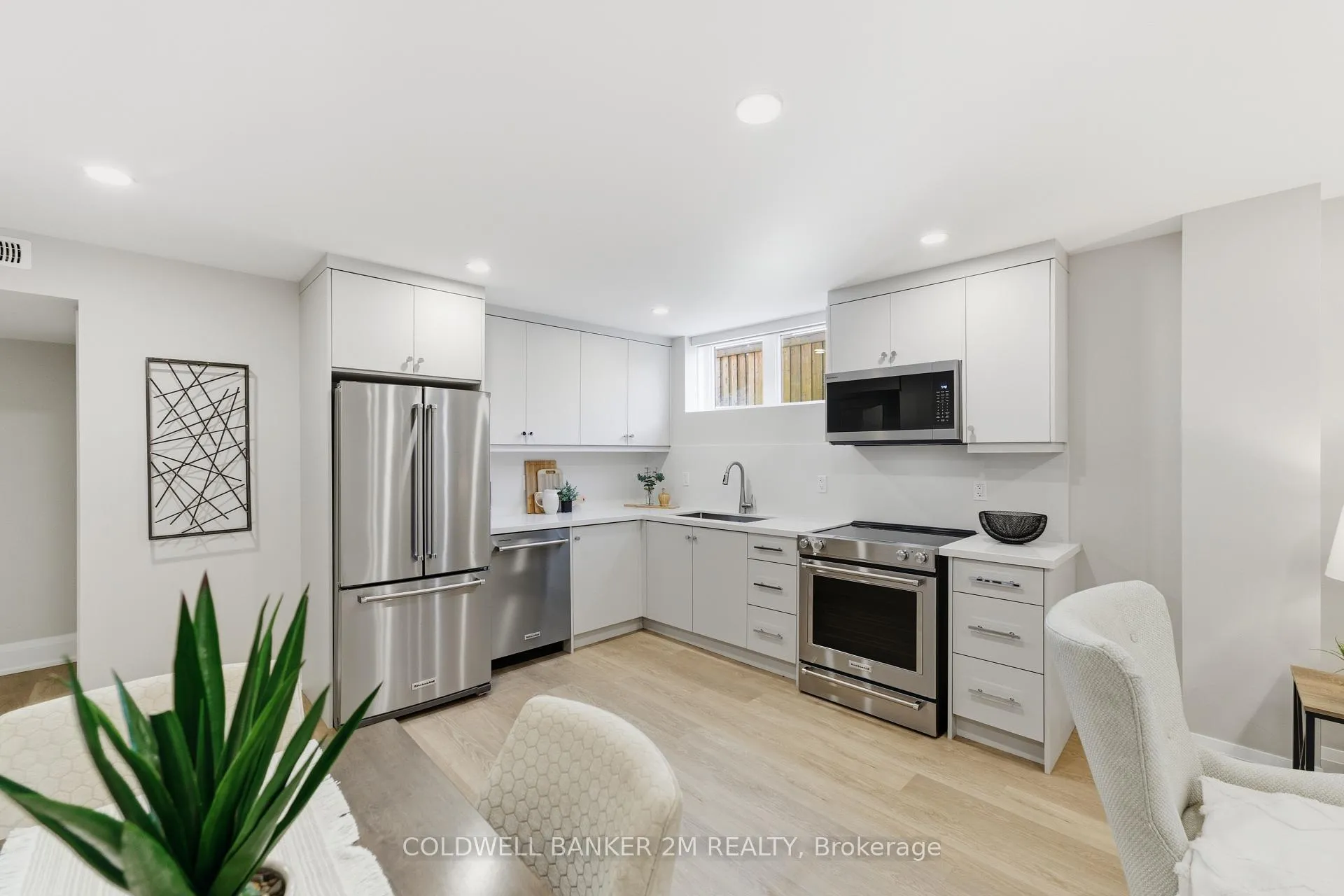 Photo 28 of 10 St. Augustine Drive, Whitby, Brooklin — HOMEH