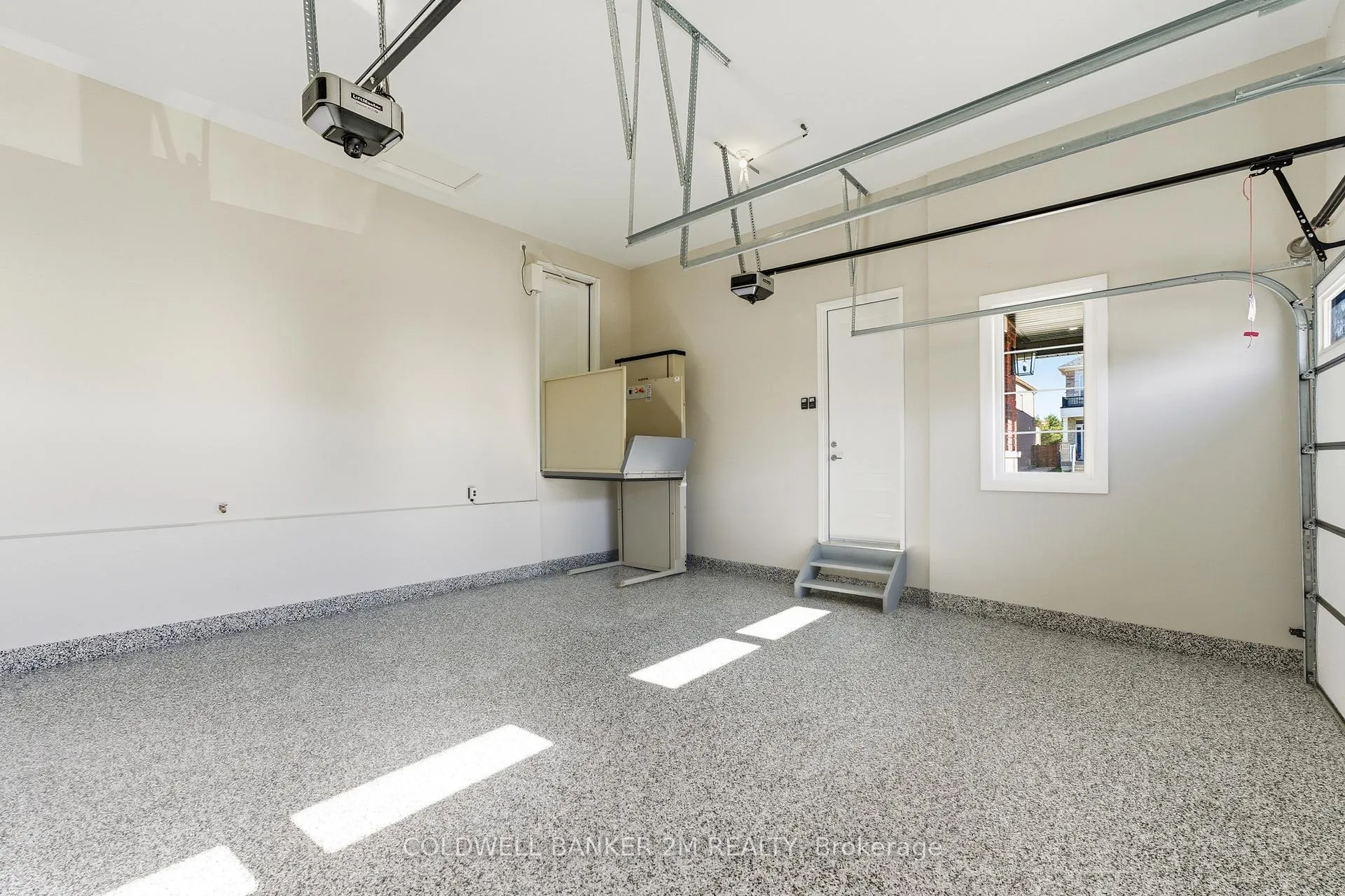 Photo 41 of 10 St. Augustine Drive, Whitby, Brooklin — HOMEH