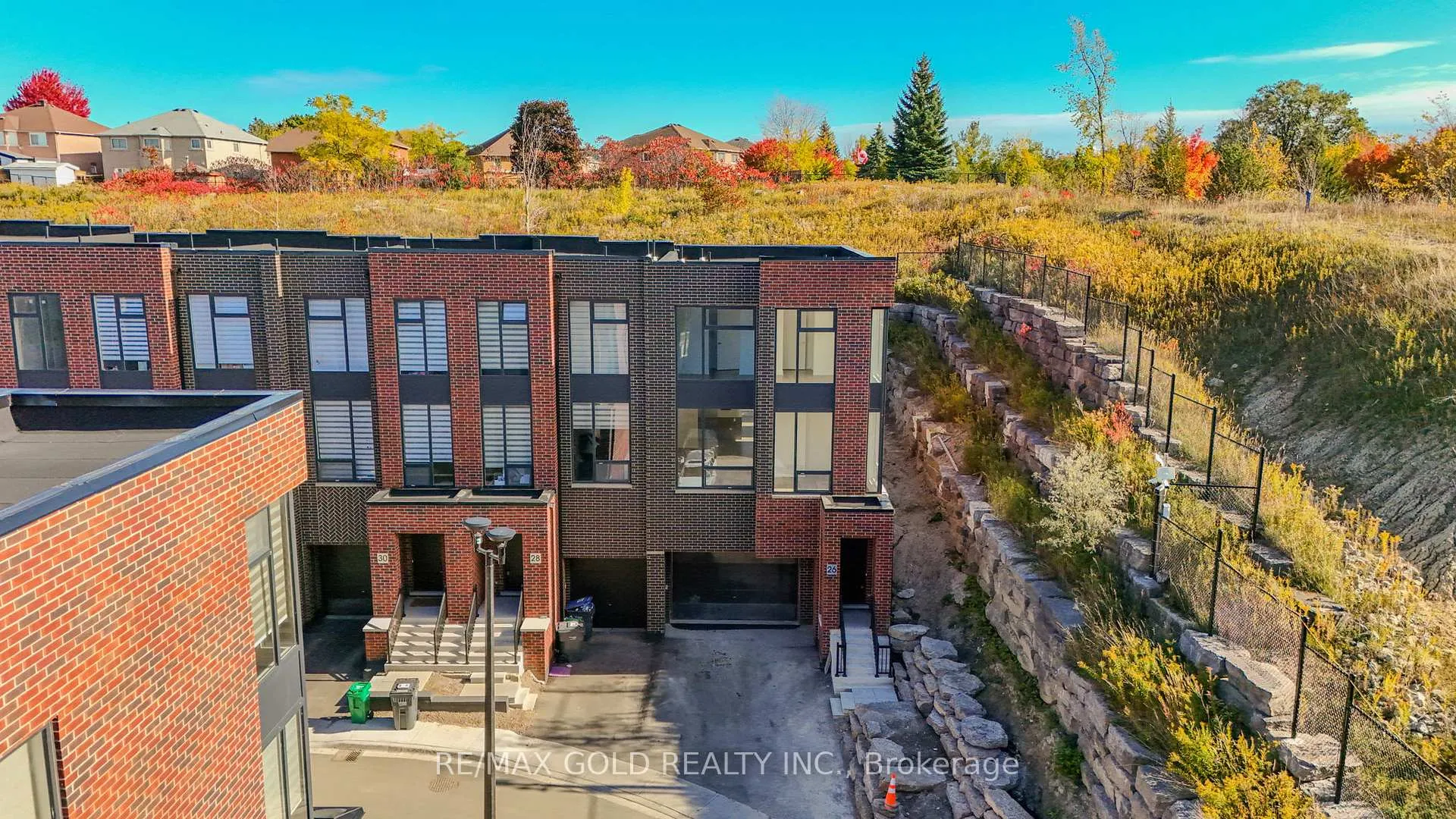 Photo 25 of Unit 2303, 26 Desiree Place, Caledon, Bolton West — HOMEH