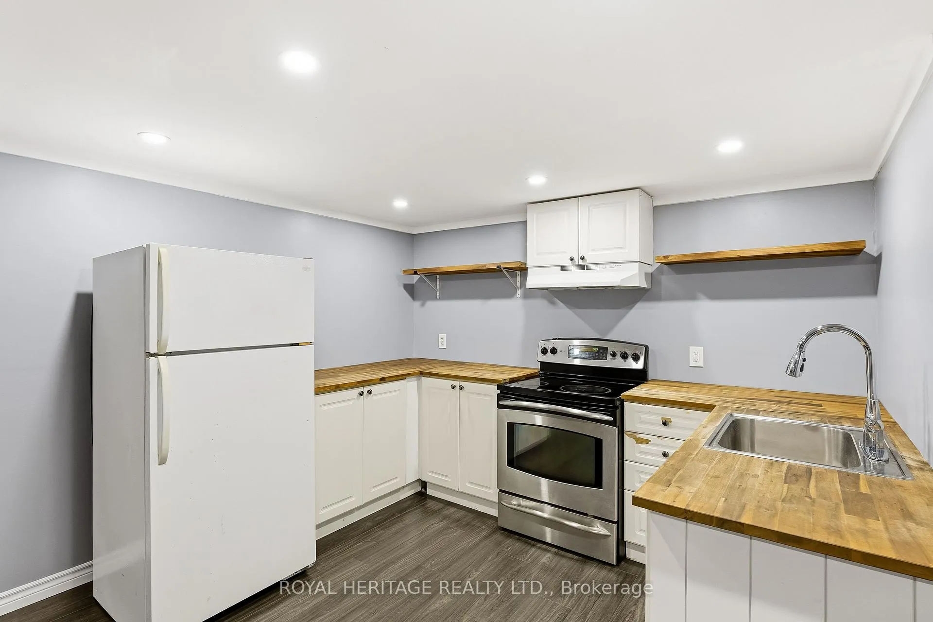 Photo 26 of 45 Maplewood Avenue, Brighton, Brighton (Town) — HOMEH