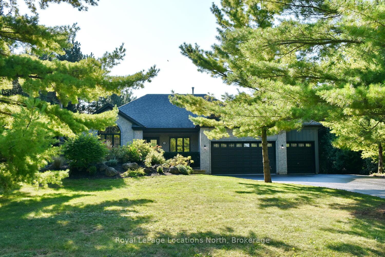 Photo 34 of 26 Trails End, Collingwood — HOMEH