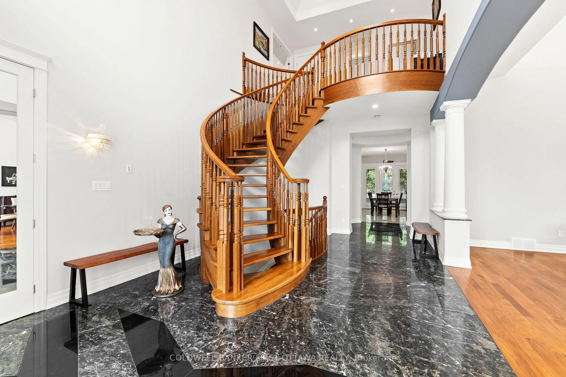 Photo 5 of 1623 Claymor Avenue, Ottawa, Carleton Heights — HOMEH