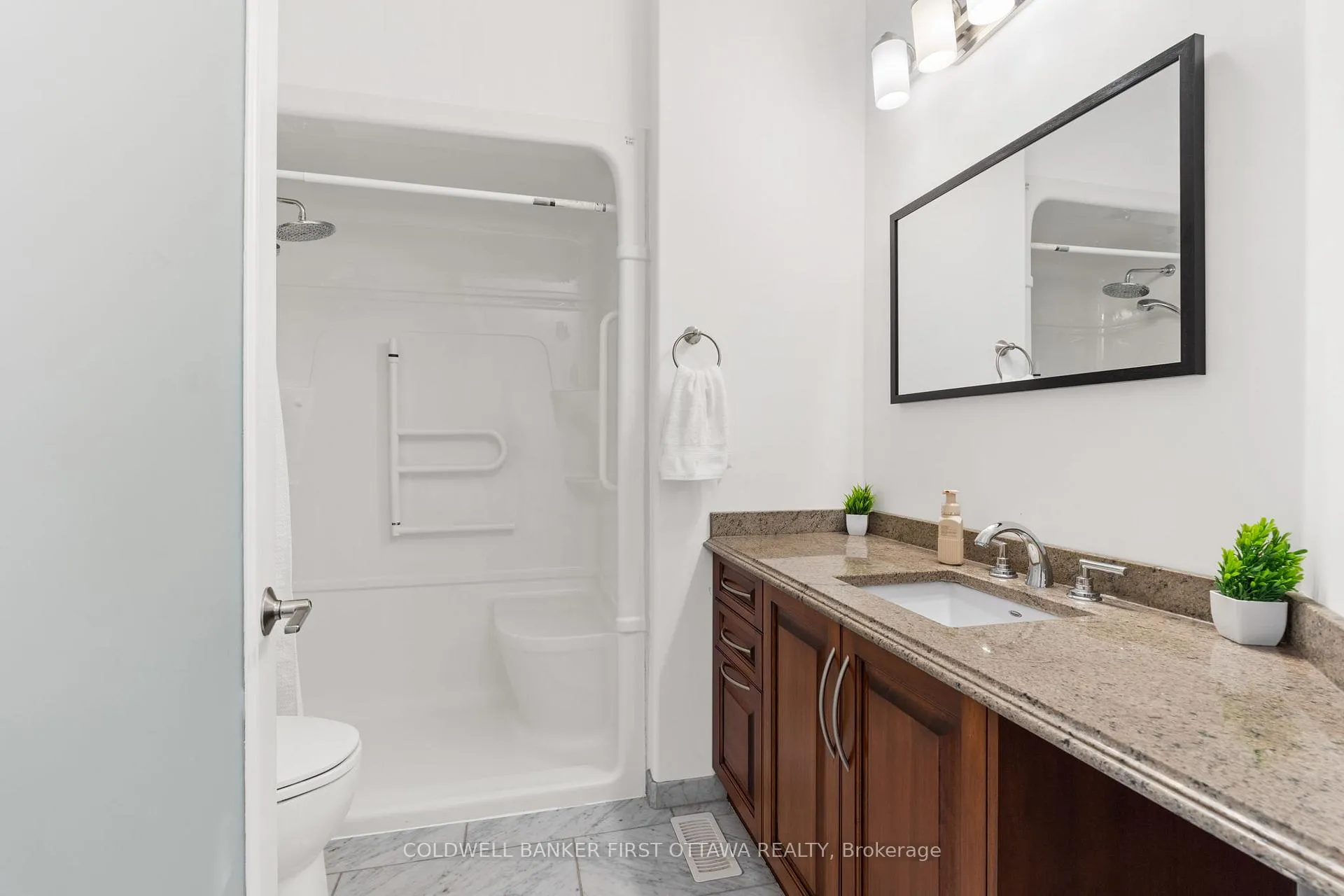 Photo 21 of 1623 Claymor Avenue, Ottawa, Carleton Heights — HOMEH